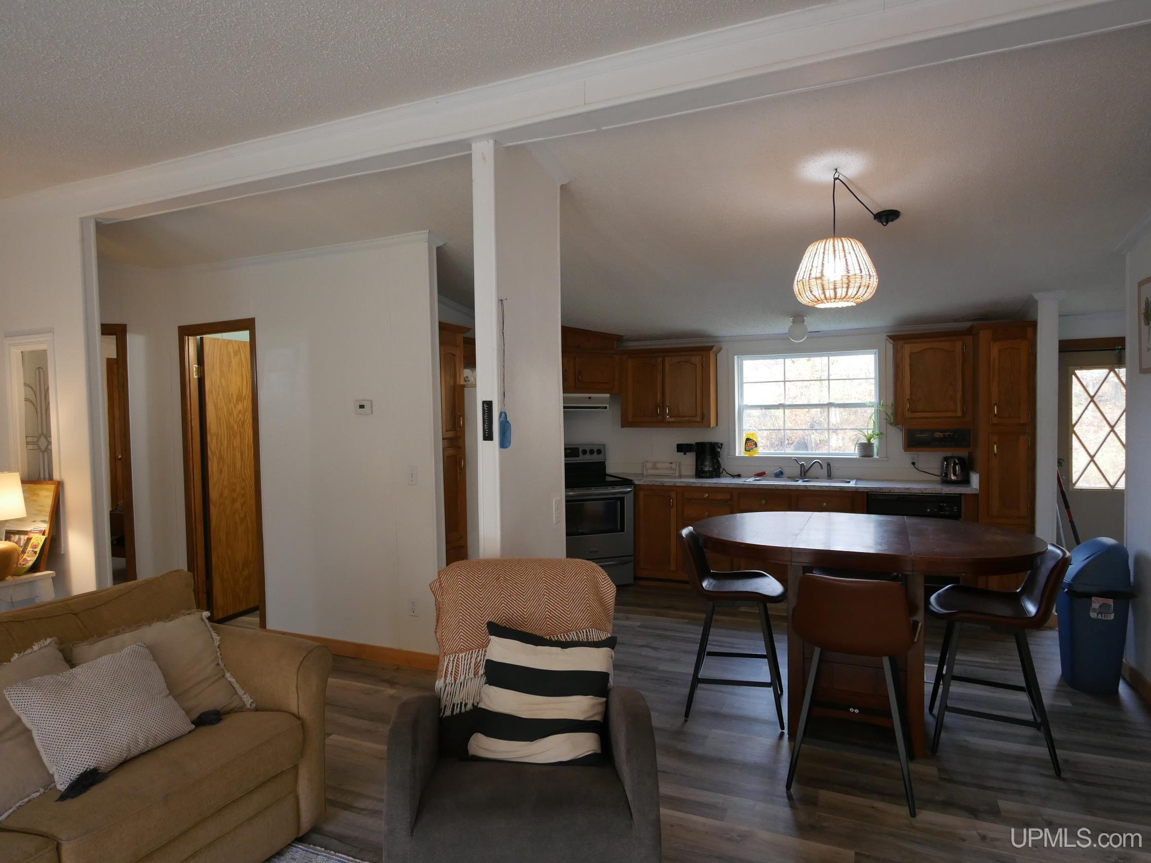 15576 2nd Street Property Photo 17