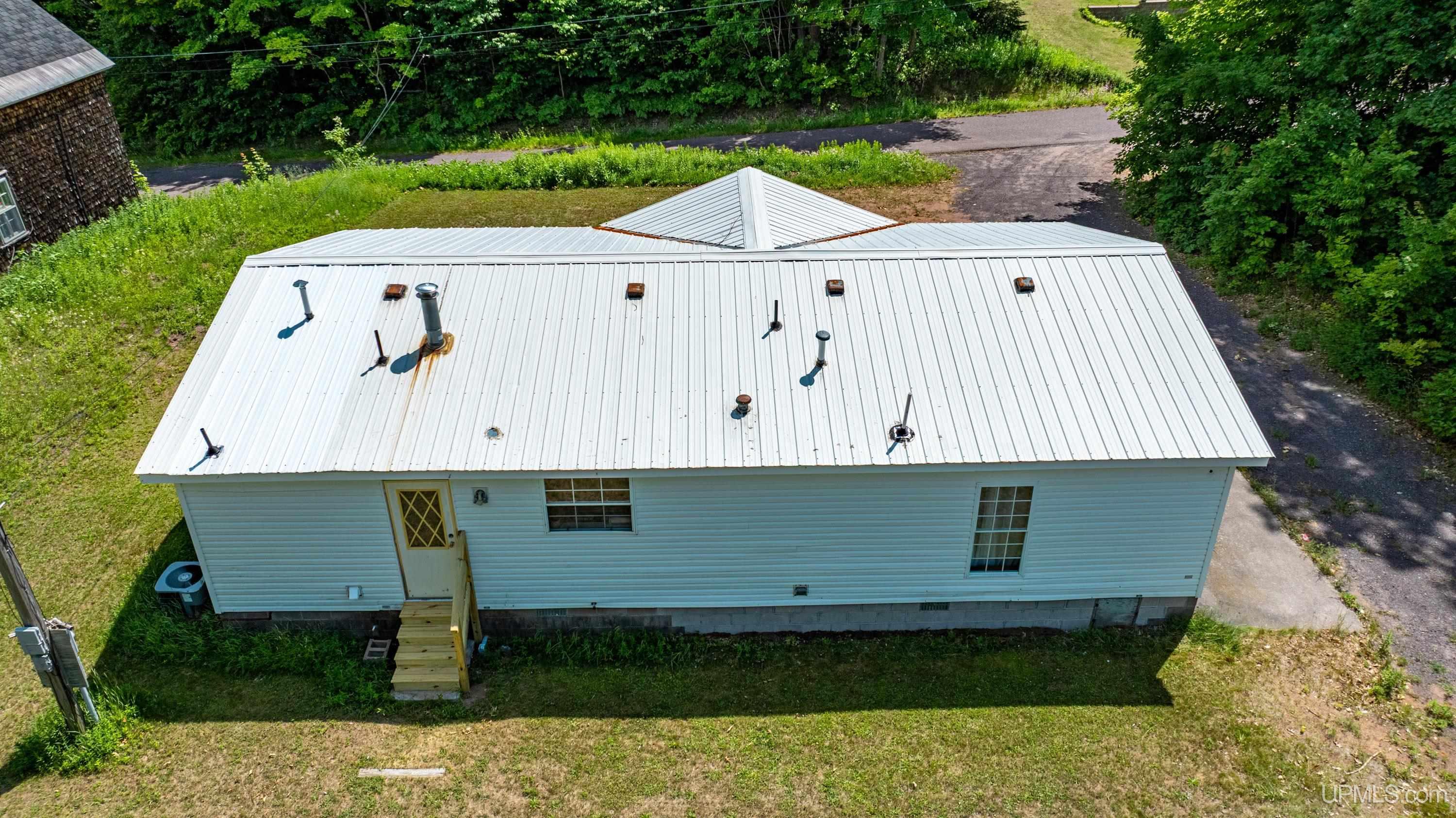 15576 2nd Street Property Photo 35