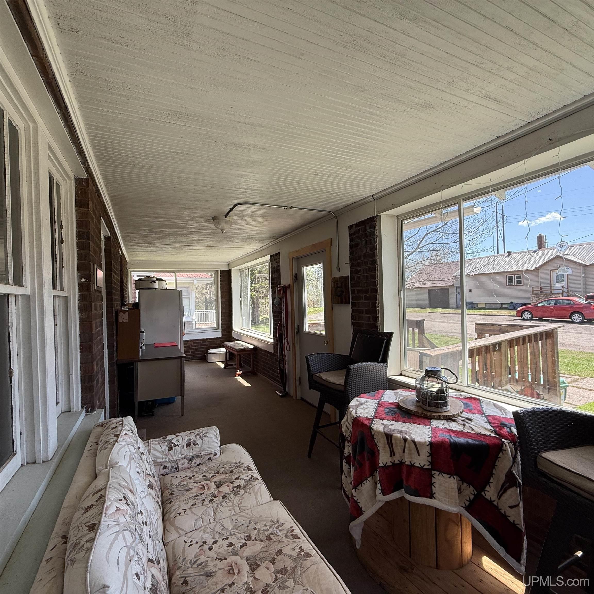 106 Iron Street Property Photo 10