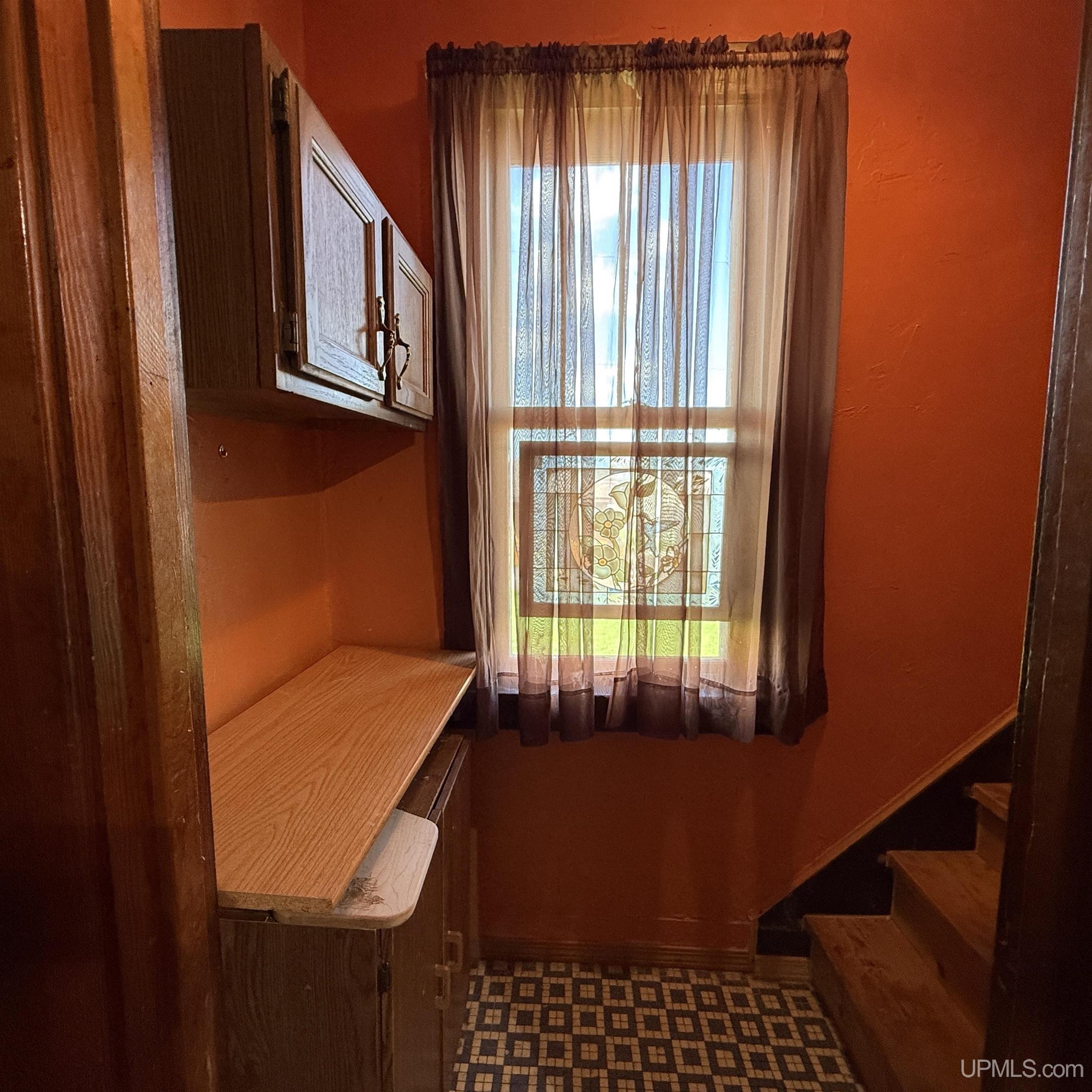 106 Iron Street Property Photo 25
