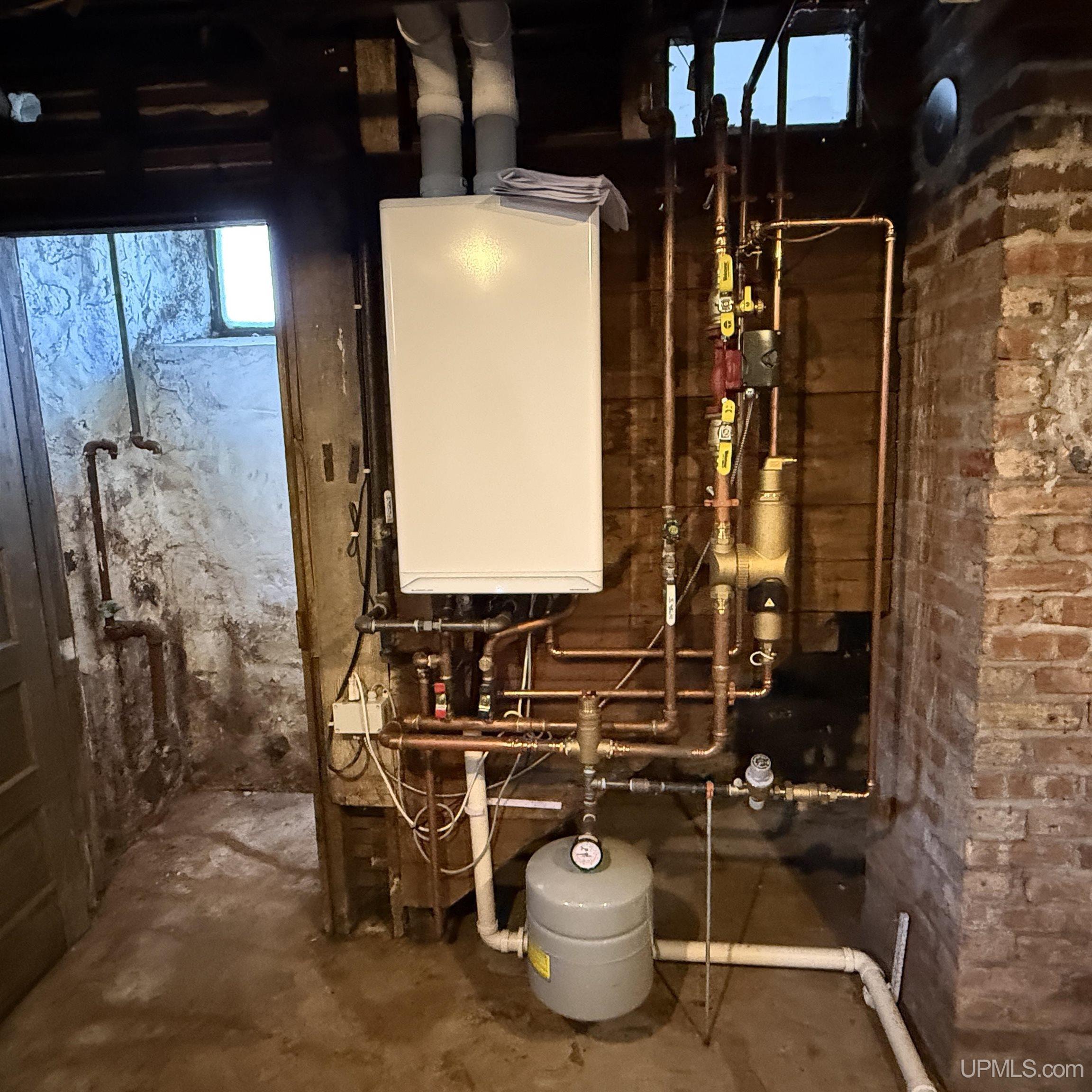 106 Iron Street Property Photo 31
