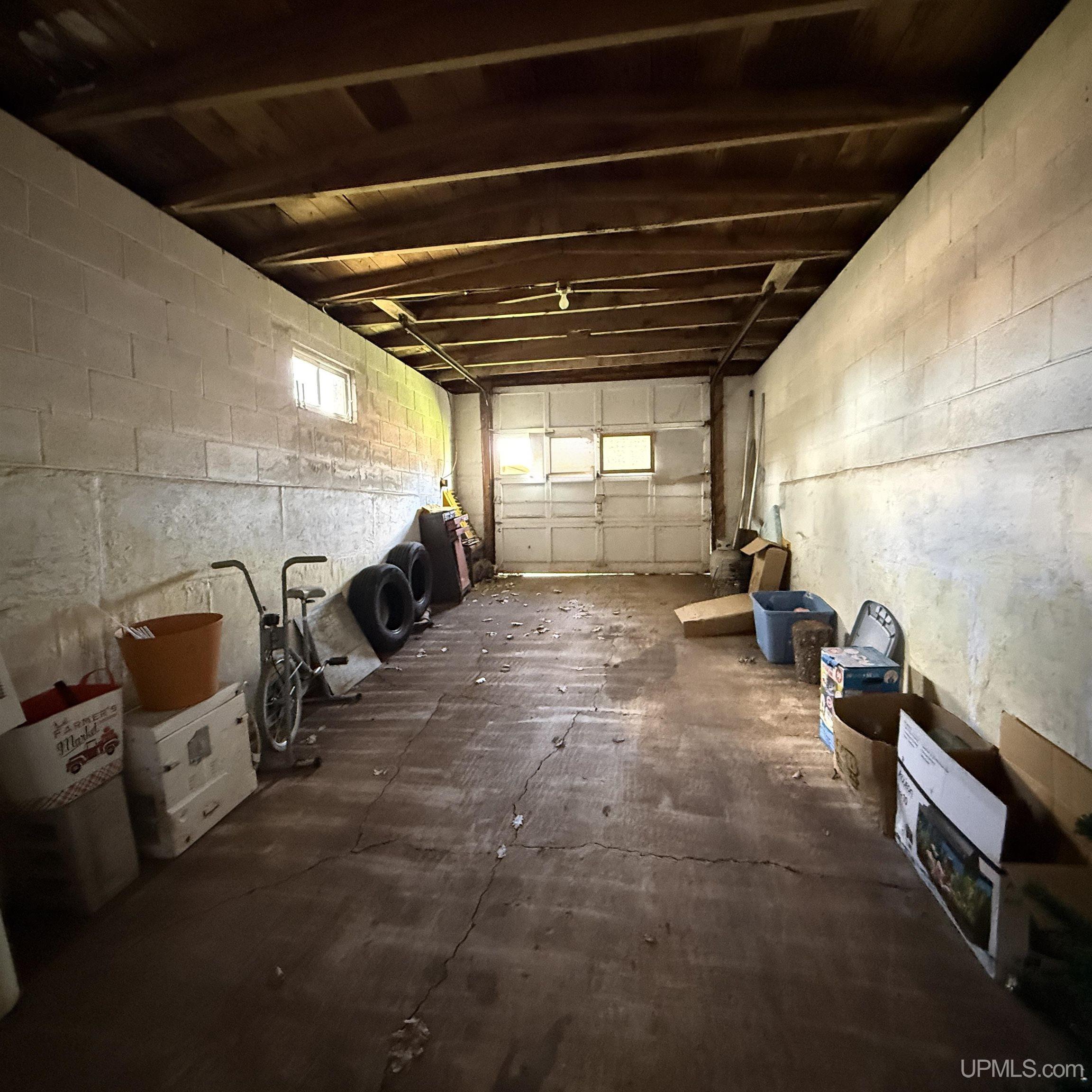 106 Iron Street Property Photo 33