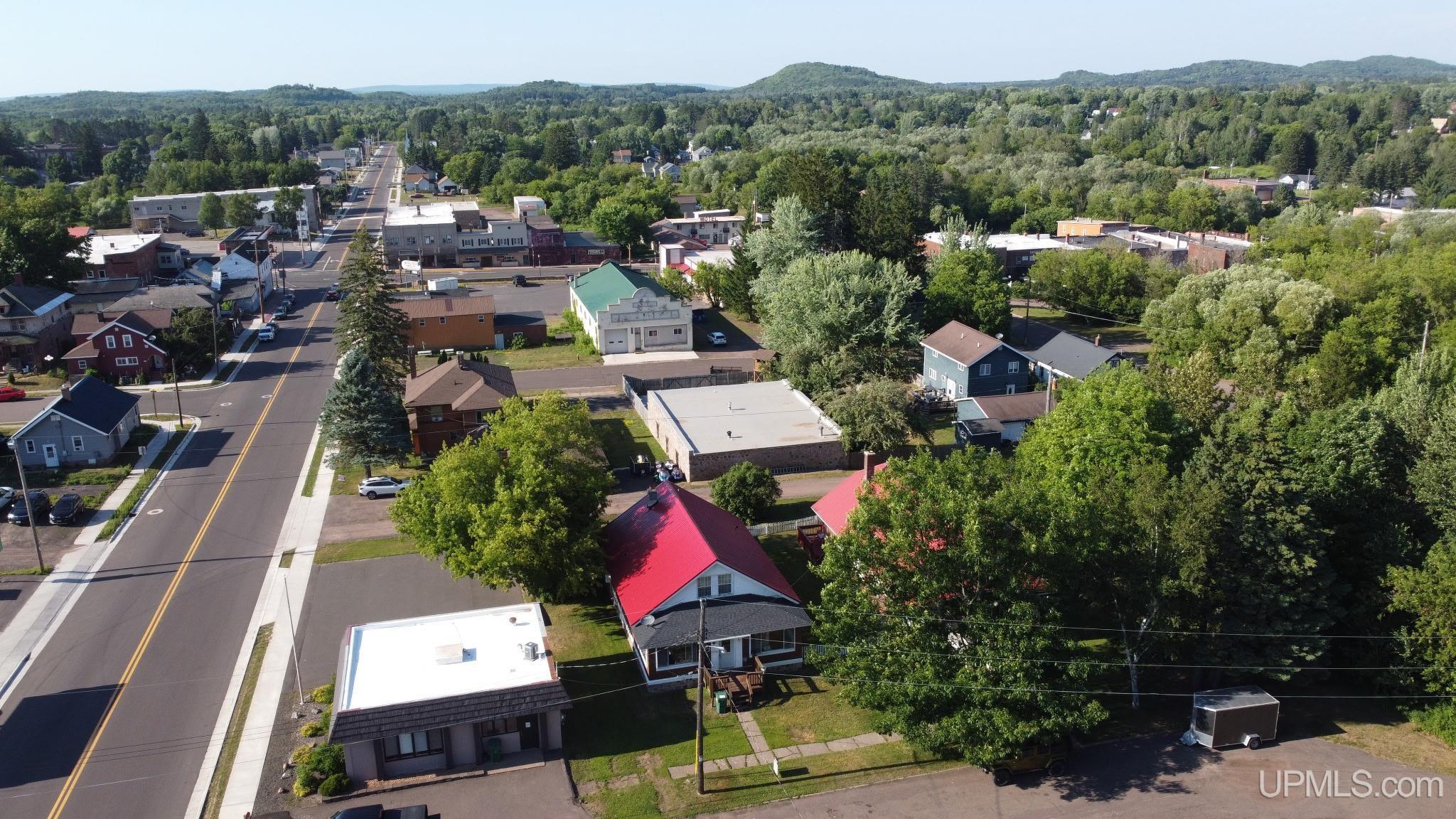 106 Iron Street Property Photo 42