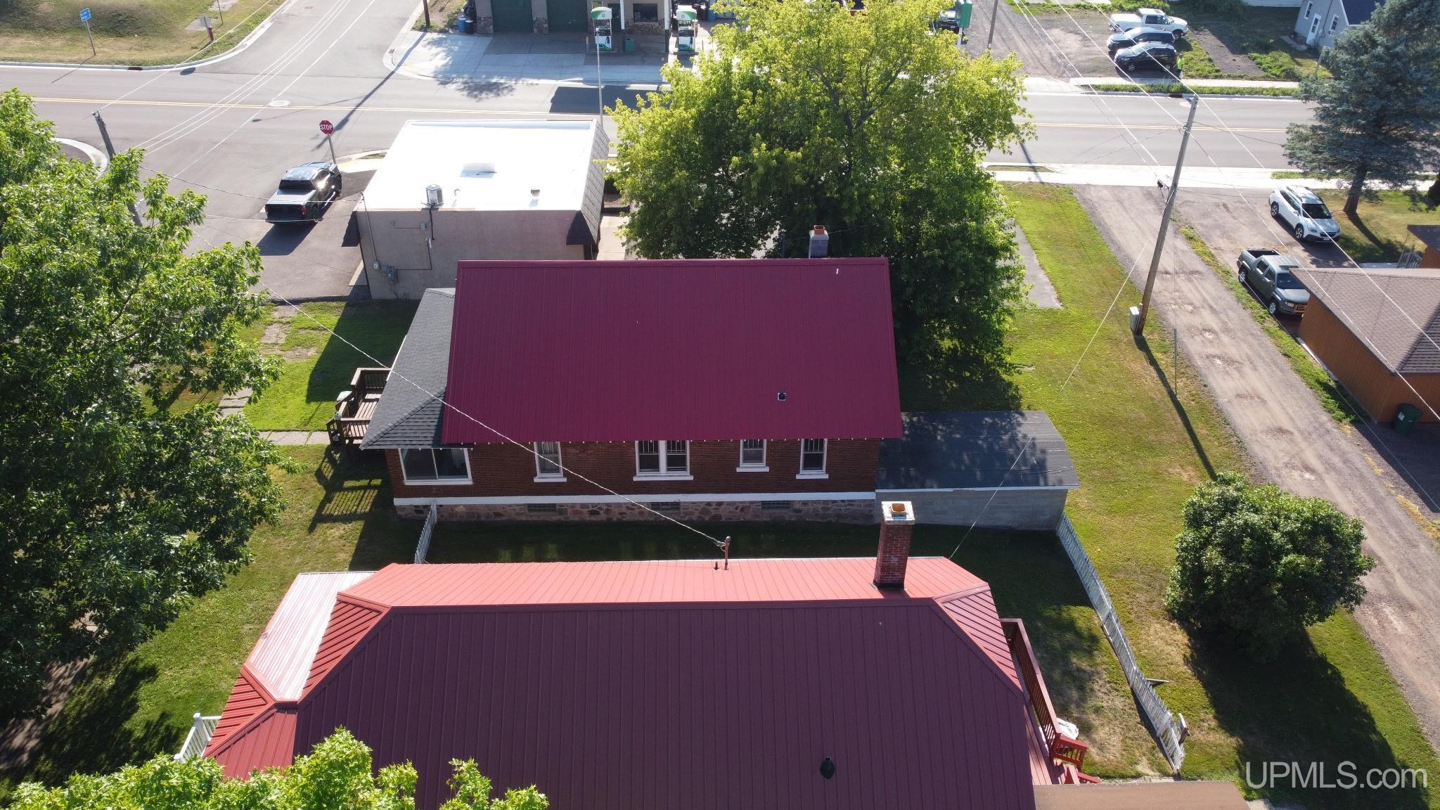 106 Iron Street Property Photo 46