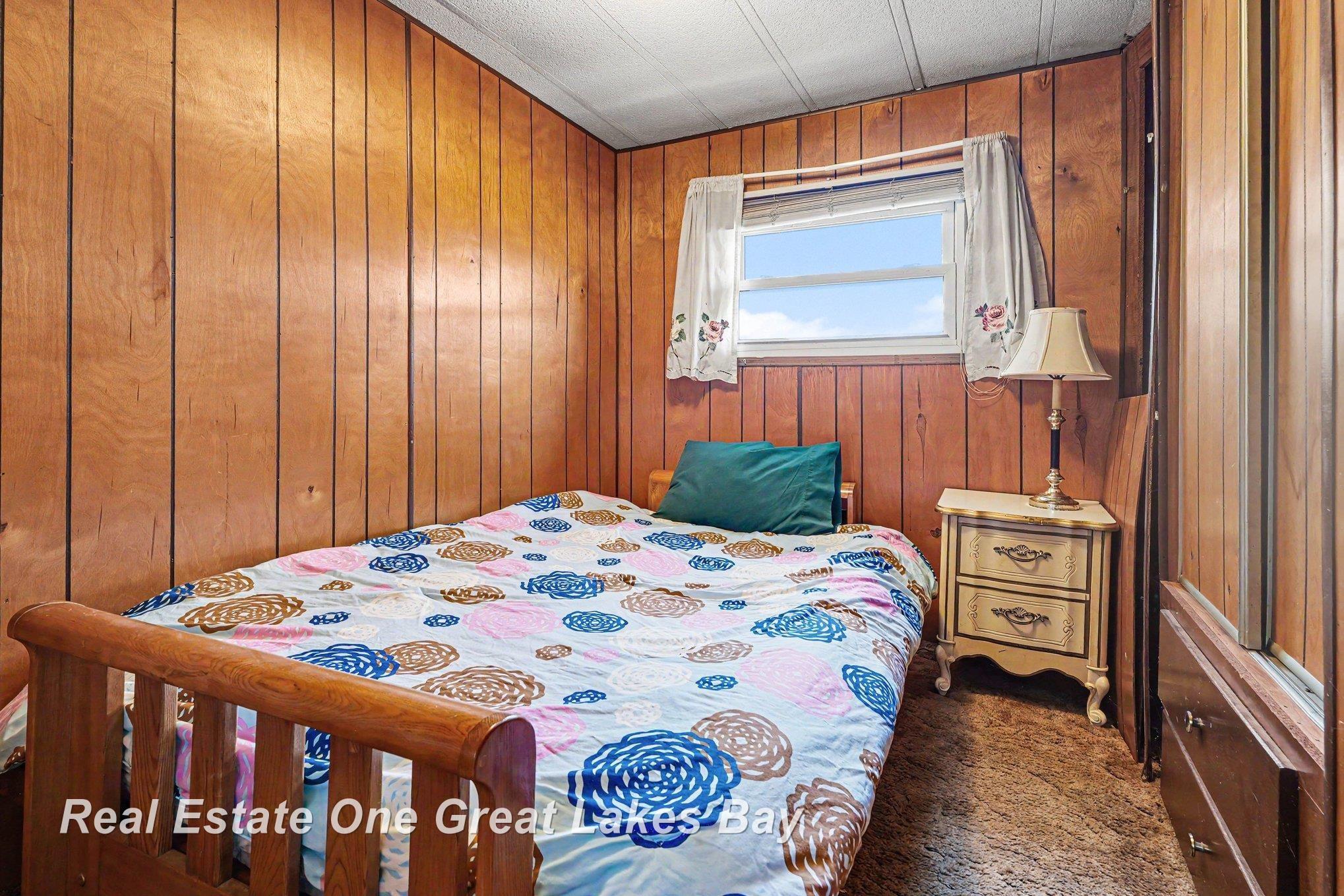 2118 Lakeview Street Property Photo 20