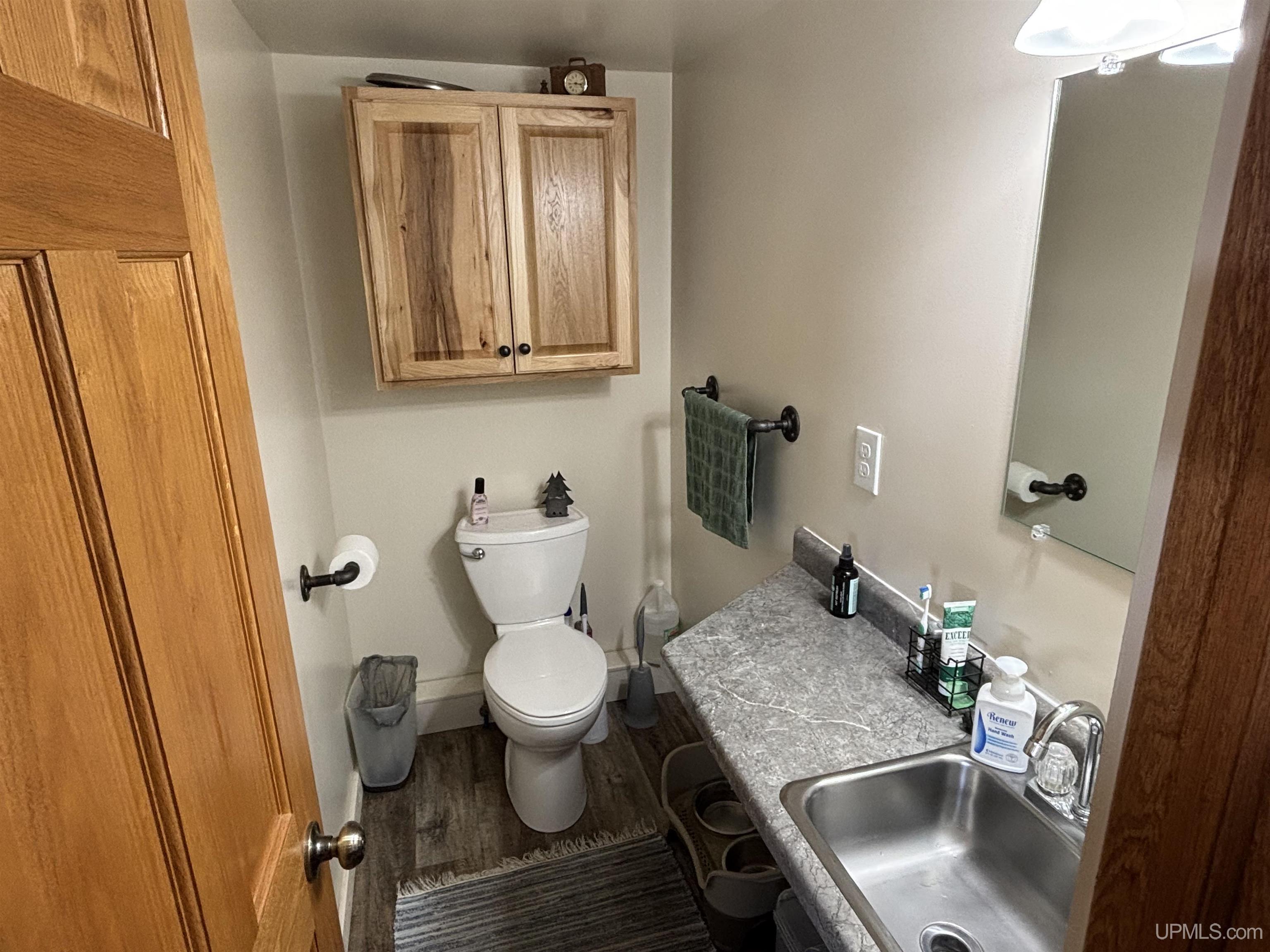 56230 Bear Lake Road Property Photo 9