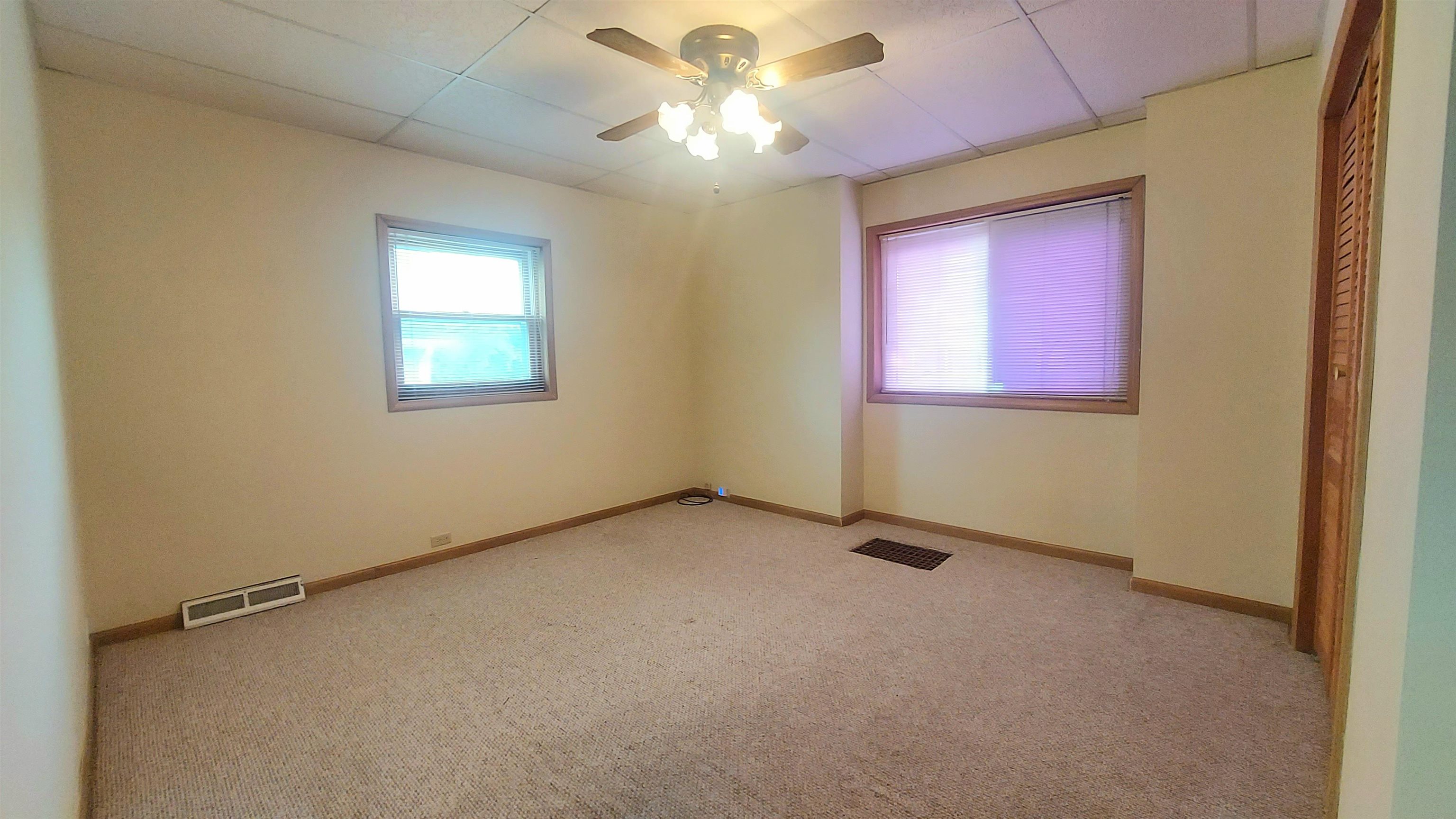 401 Stanton Street Property Photo 14