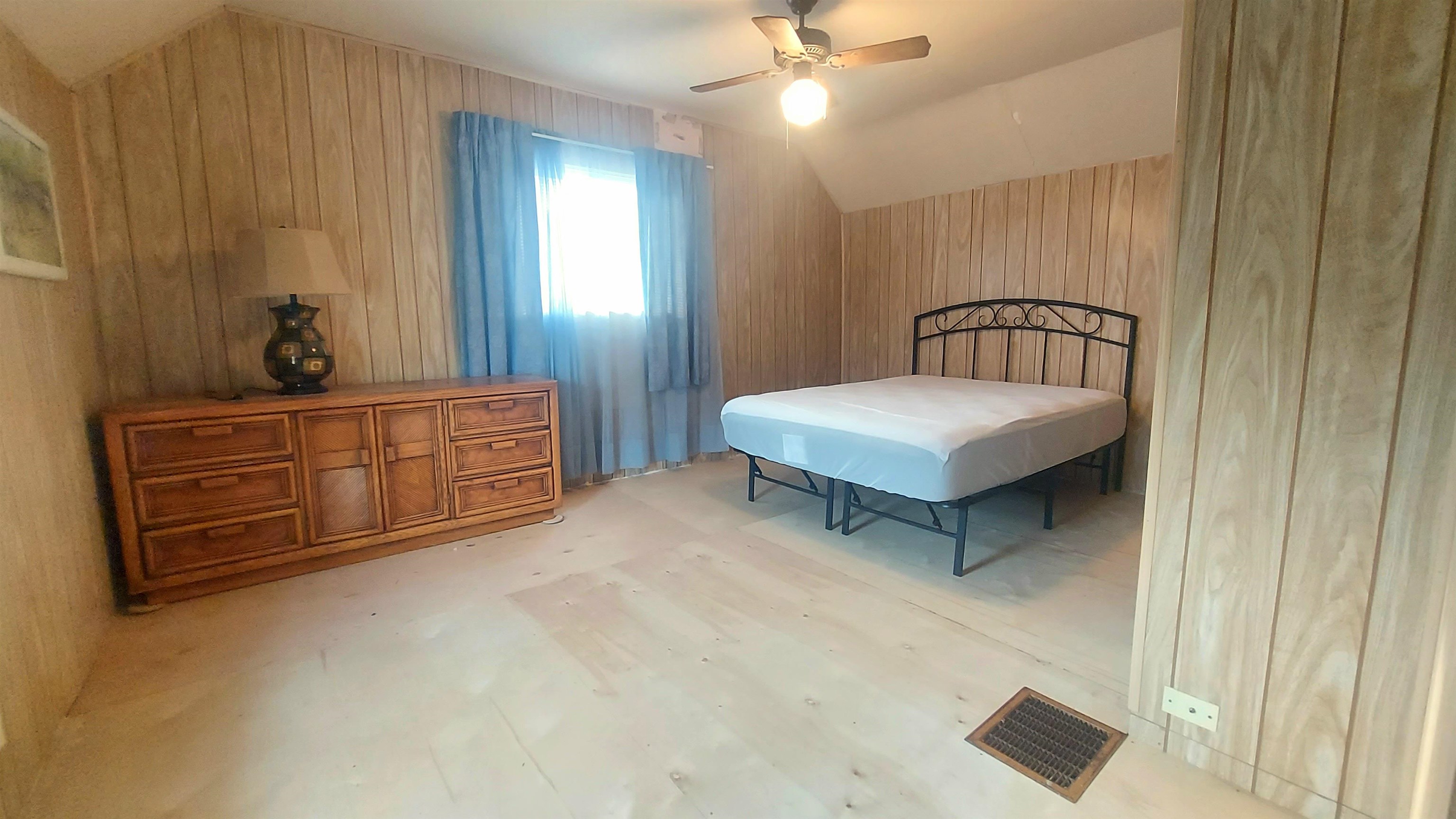 401 Stanton Street Property Photo 15