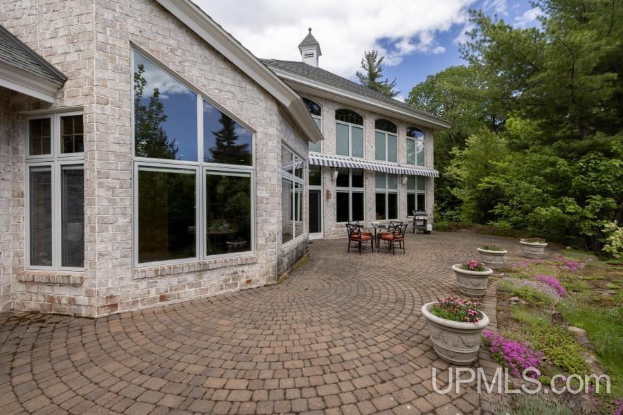275 Forest Hills Drive Property Photo 10