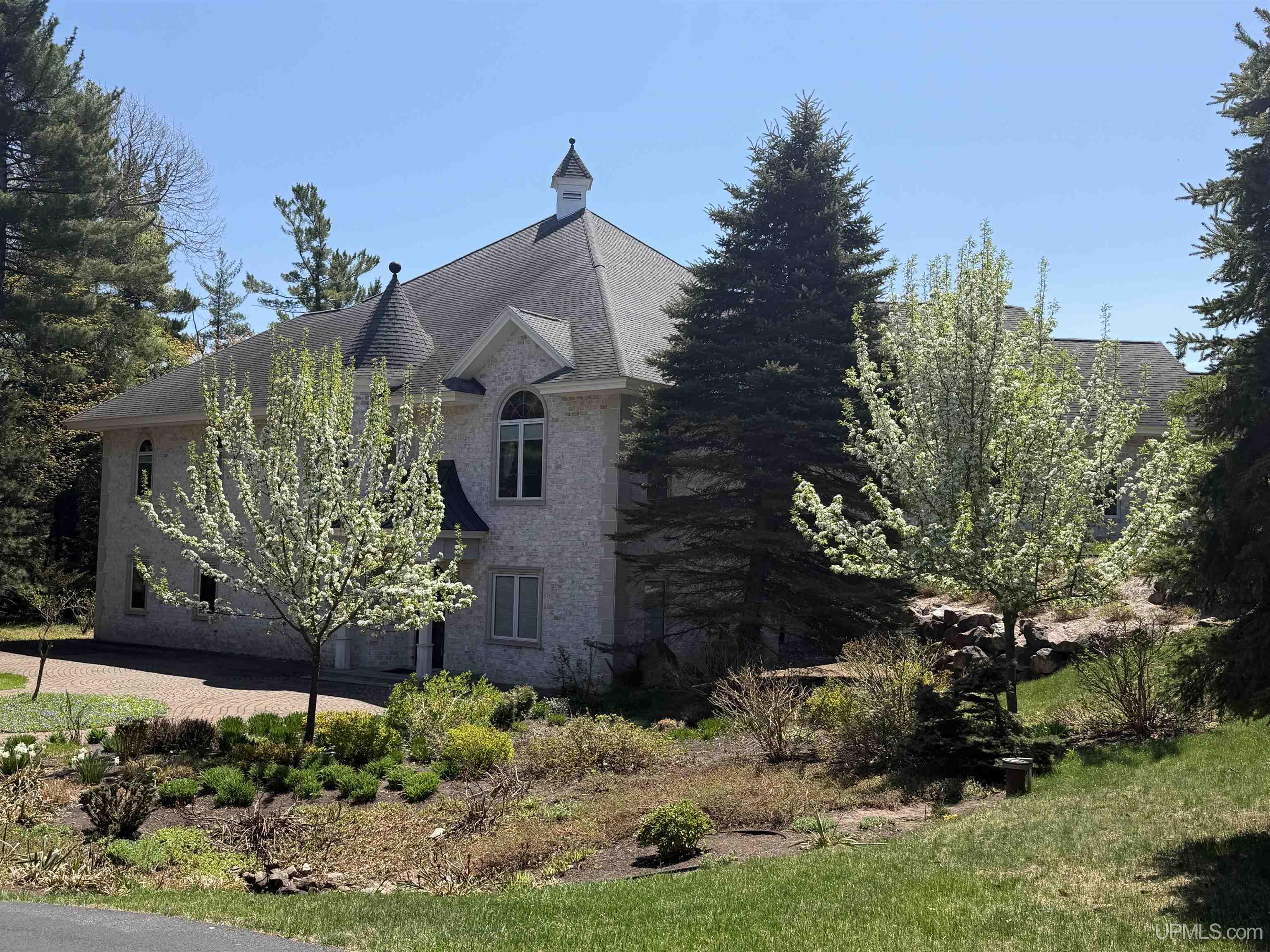 275 Forest Hills Drive Property Photo 15