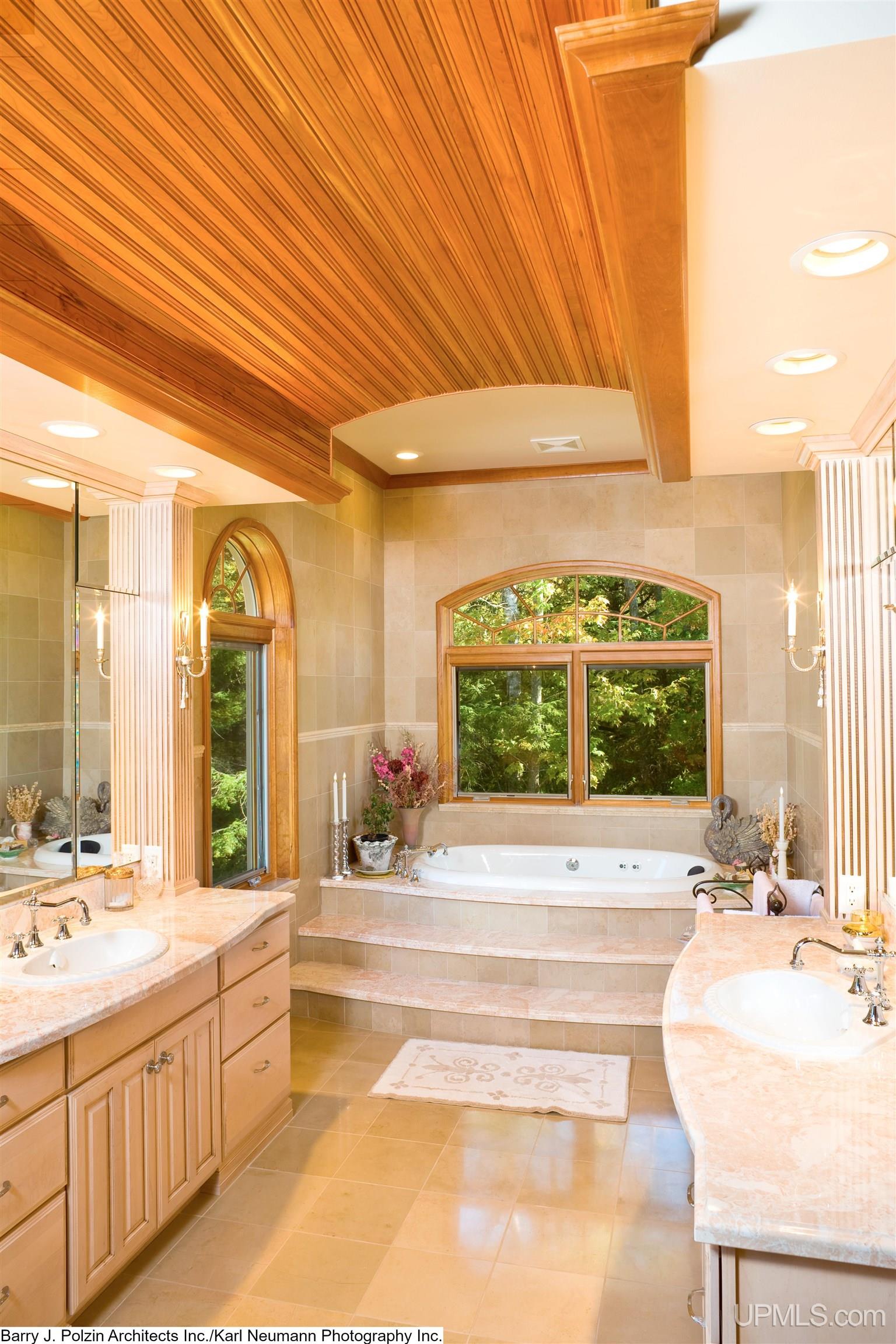 275 Forest Hills Drive Property Photo 17