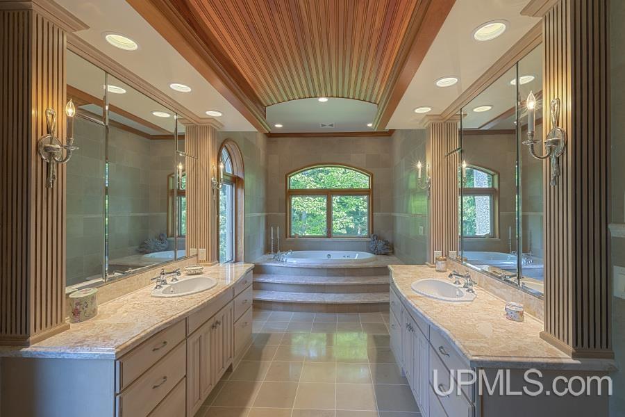 275 Forest Hills Drive Property Photo 18