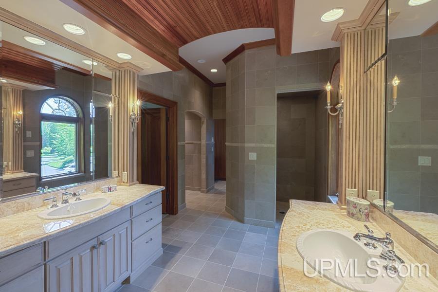275 Forest Hills Drive Property Photo 19