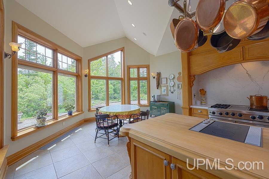 275 Forest Hills Drive Property Photo 27