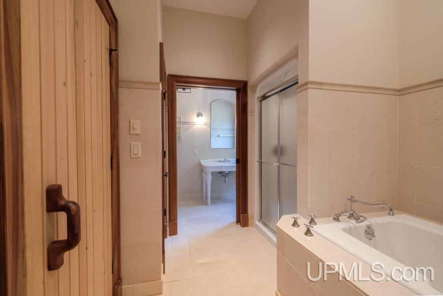 275 Forest Hills Drive Property Photo 49