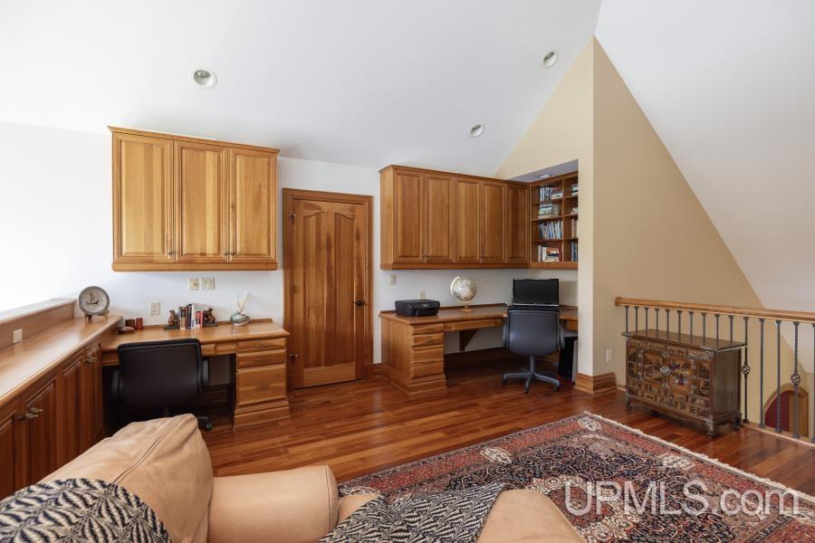 275 Forest Hills Drive Property Photo 57