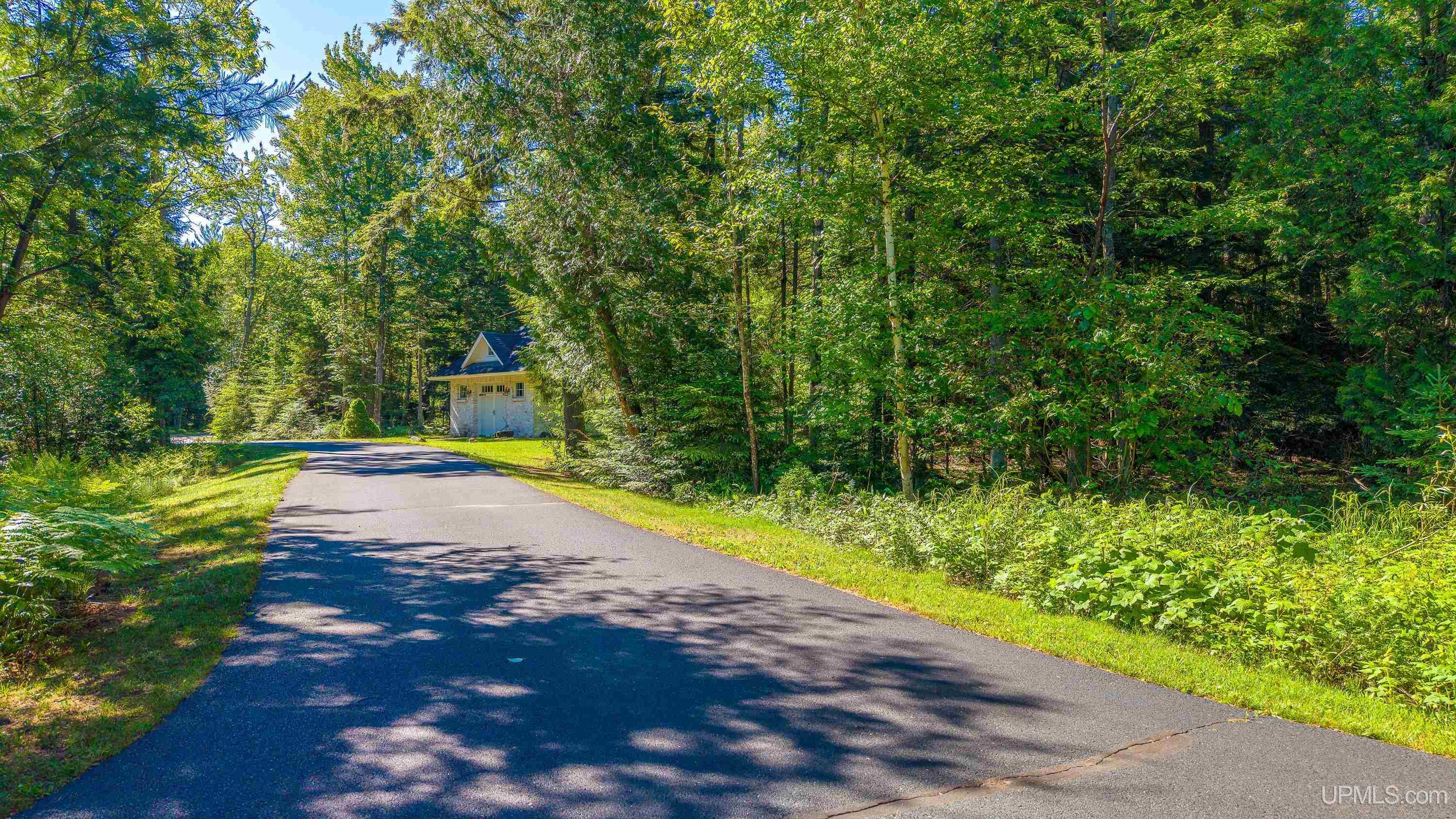 275 Forest Hills Drive Property Photo 61