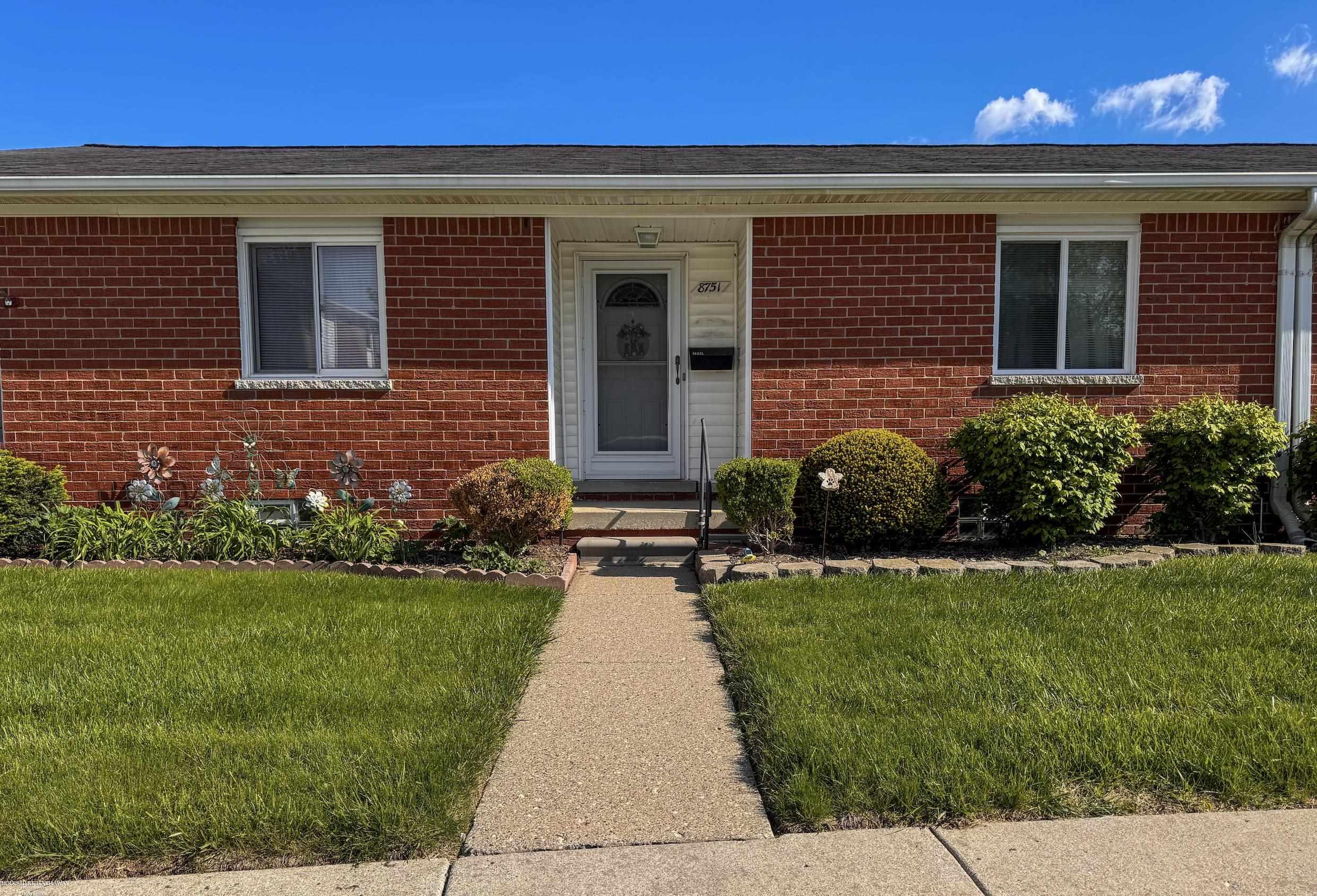 8751 Sterling Street Property Photo 1