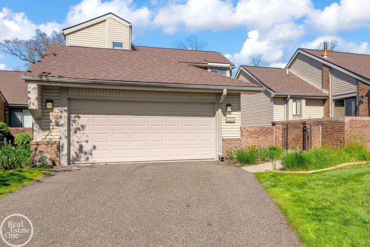 29263 W Chanticleer Street Property Photo 2