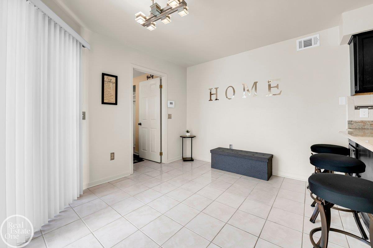 29263 W Chanticleer Street Property Photo 5
