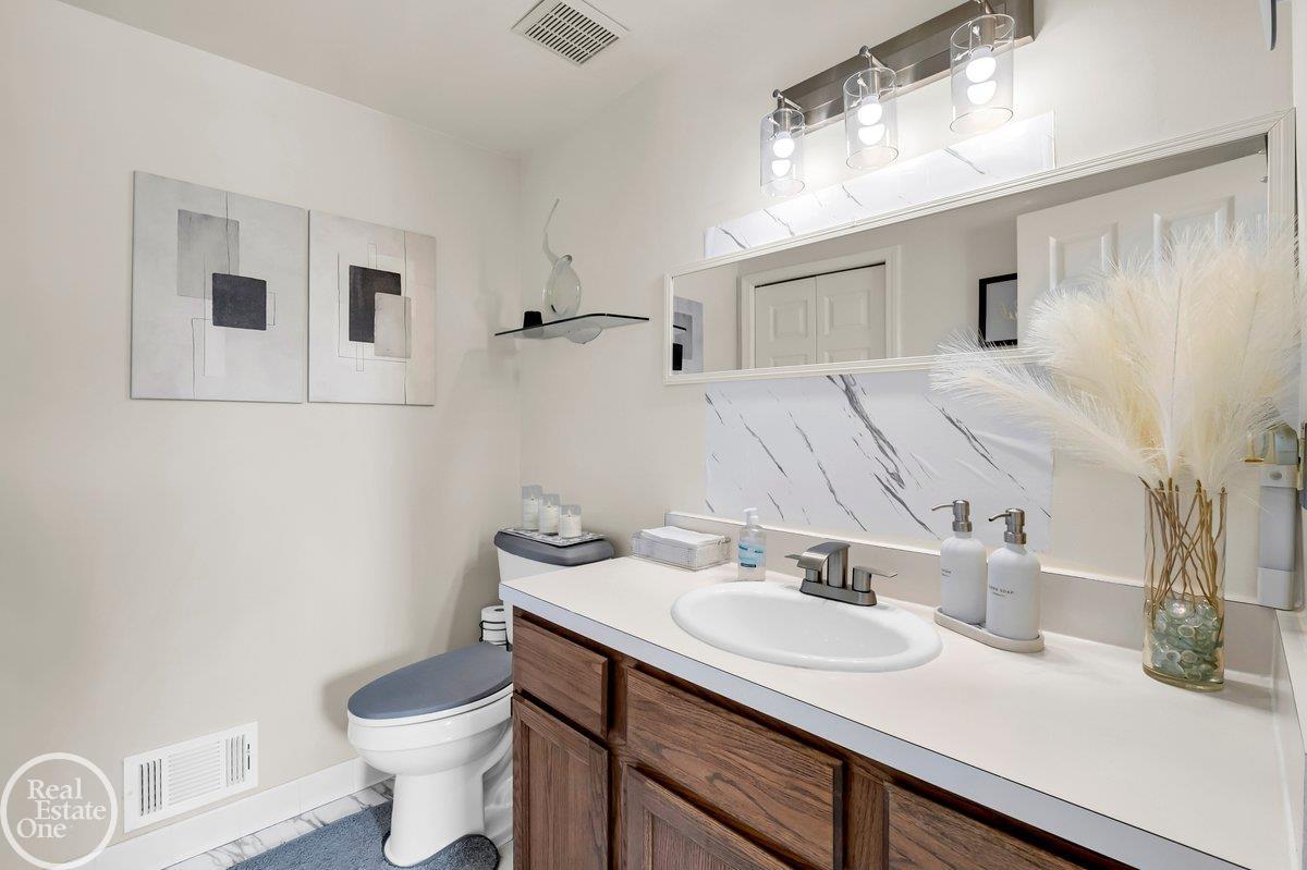 29263 W Chanticleer Street Property Photo 36