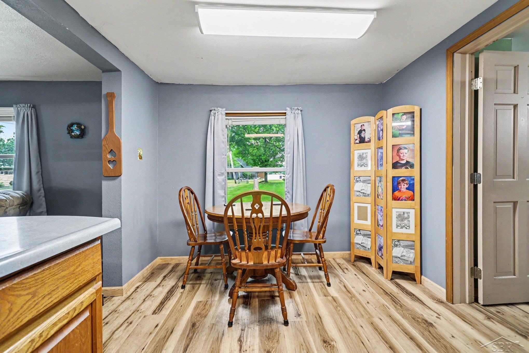 536 Warren Road Property Photo 6