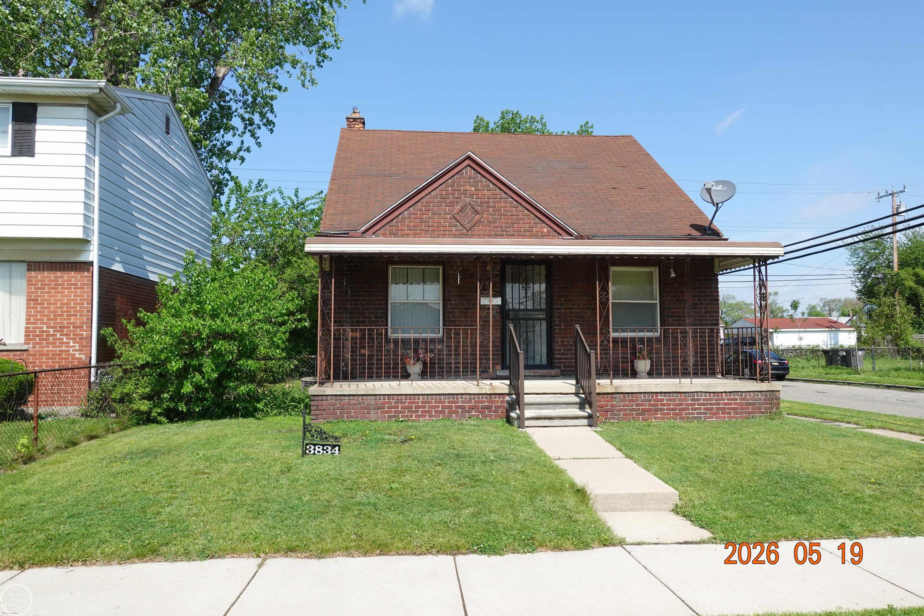 3834 19TH Street