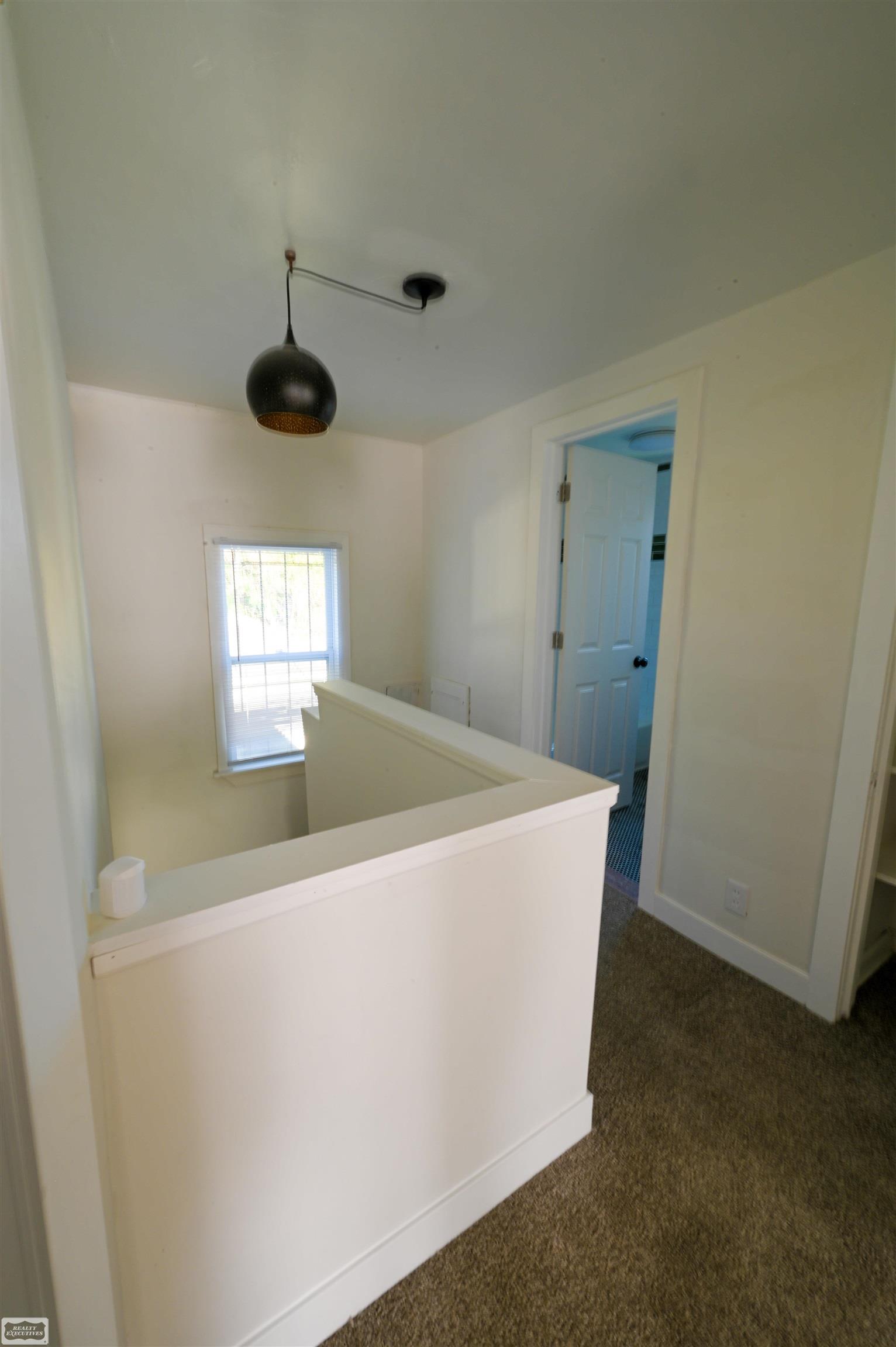 15829 Minock Street Property Photo 8