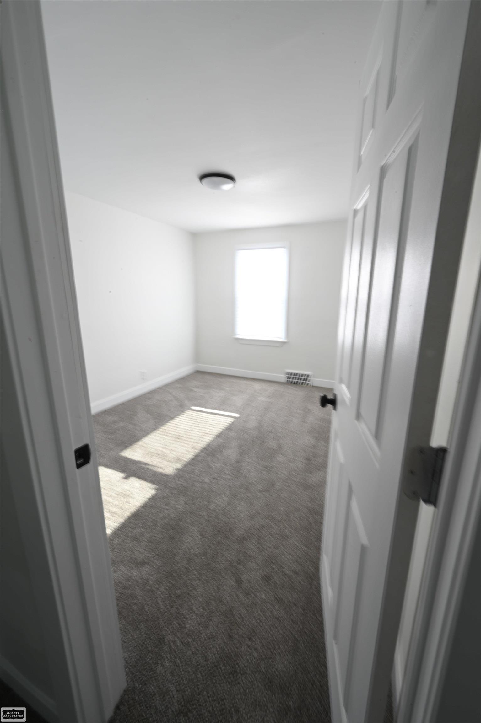 15829 Minock Street Property Photo 12