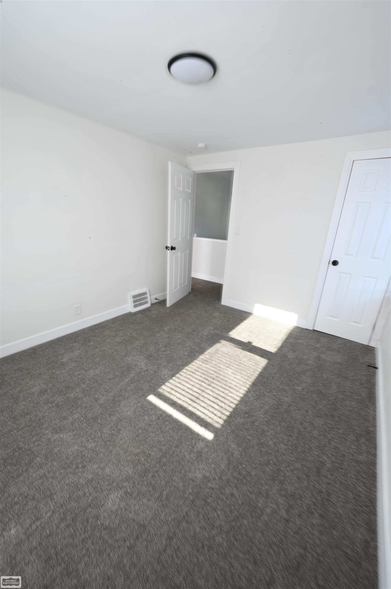 15829 Minock Street Property Photo 13