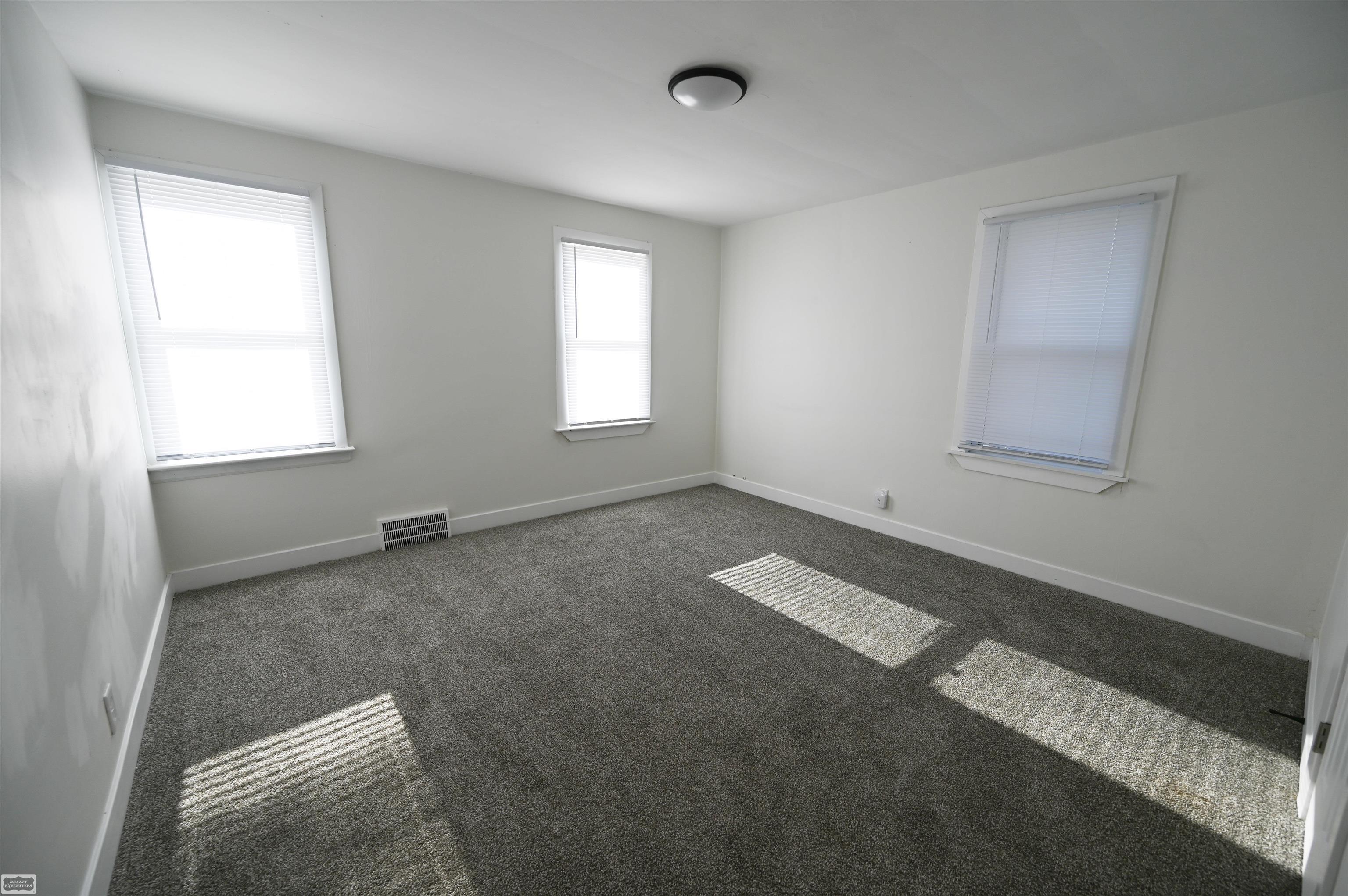 15829 Minock Street Property Photo 15