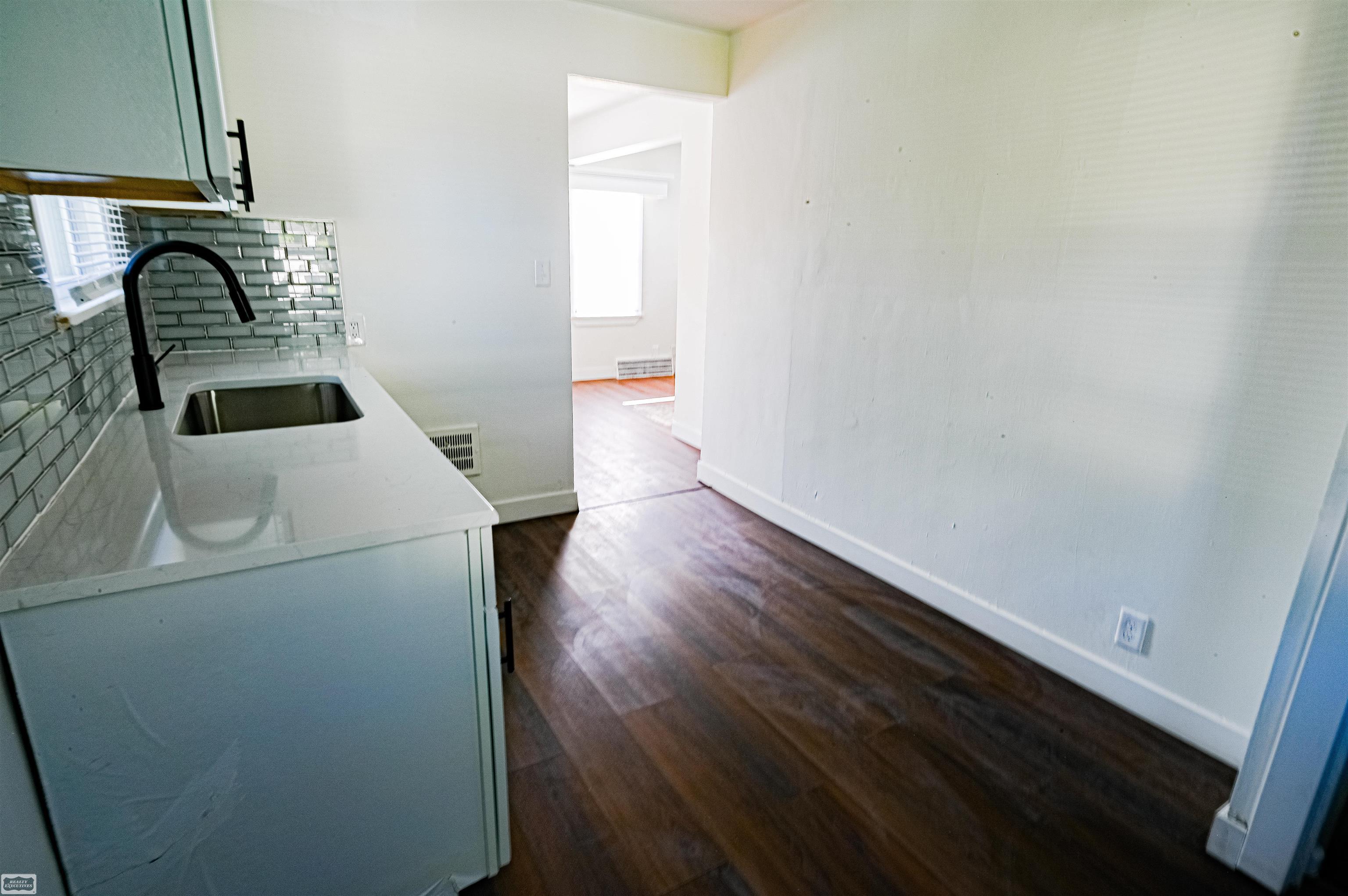 15829 Minock Street Property Photo 21