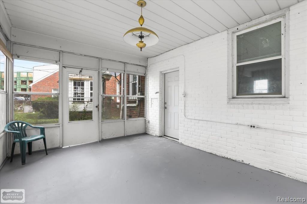 15829 Minock Street Property Photo 25