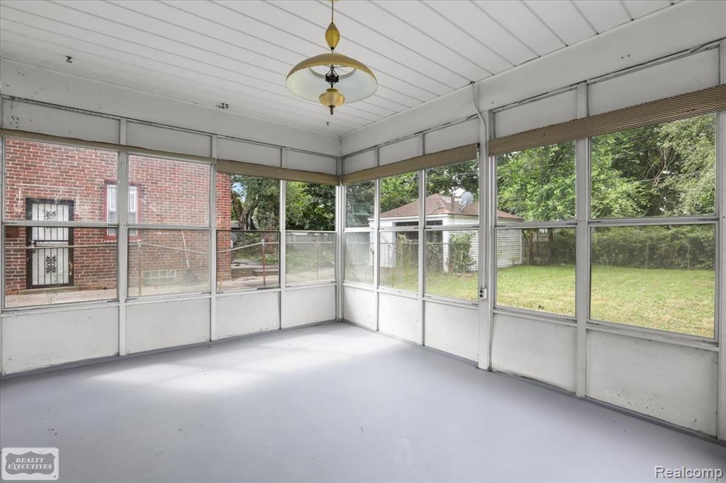15829 Minock Street Property Photo 26