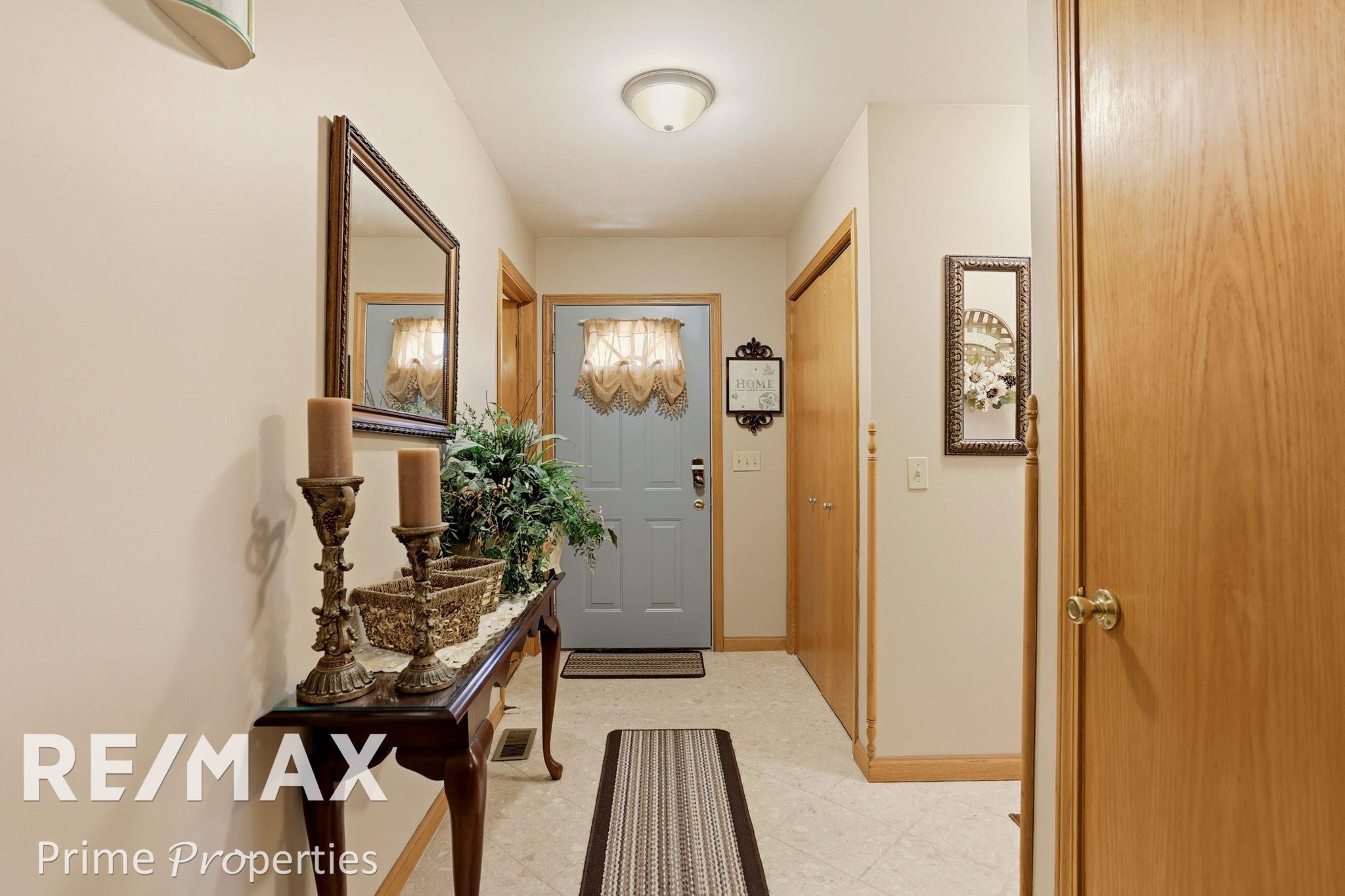 872 Huron Crest Drive Property Photo 9