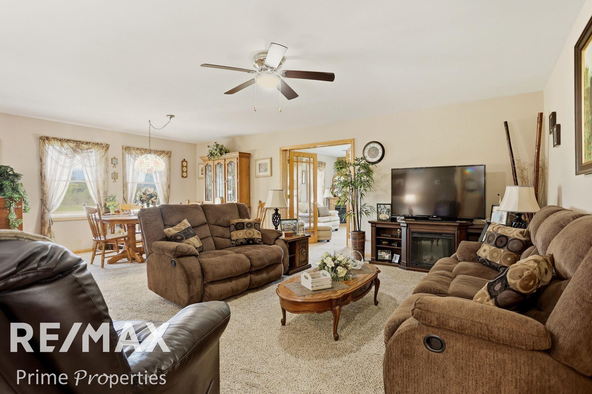 872 Huron Crest Drive Property Photo 12
