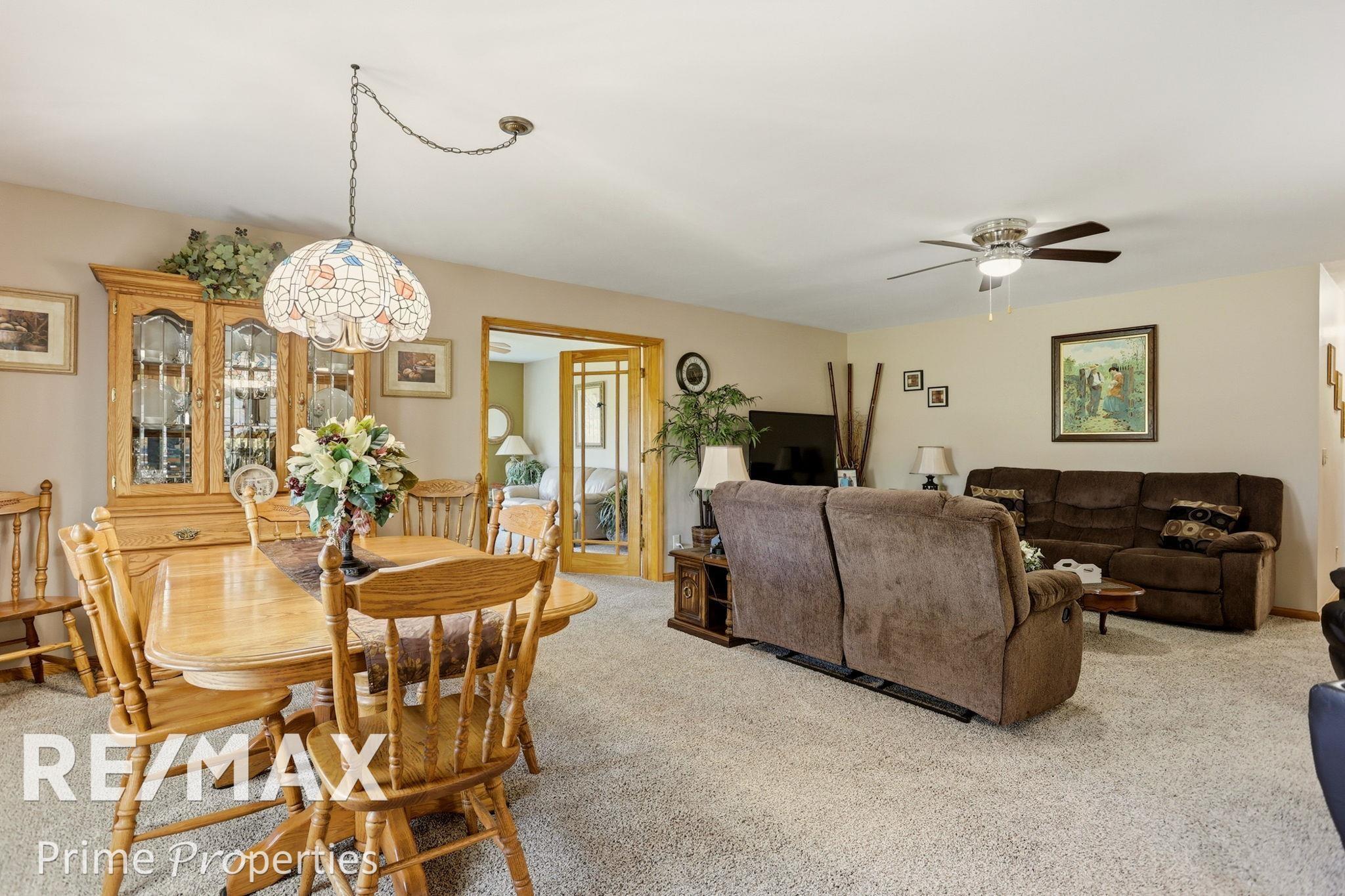 872 Huron Crest Drive Property Photo 14