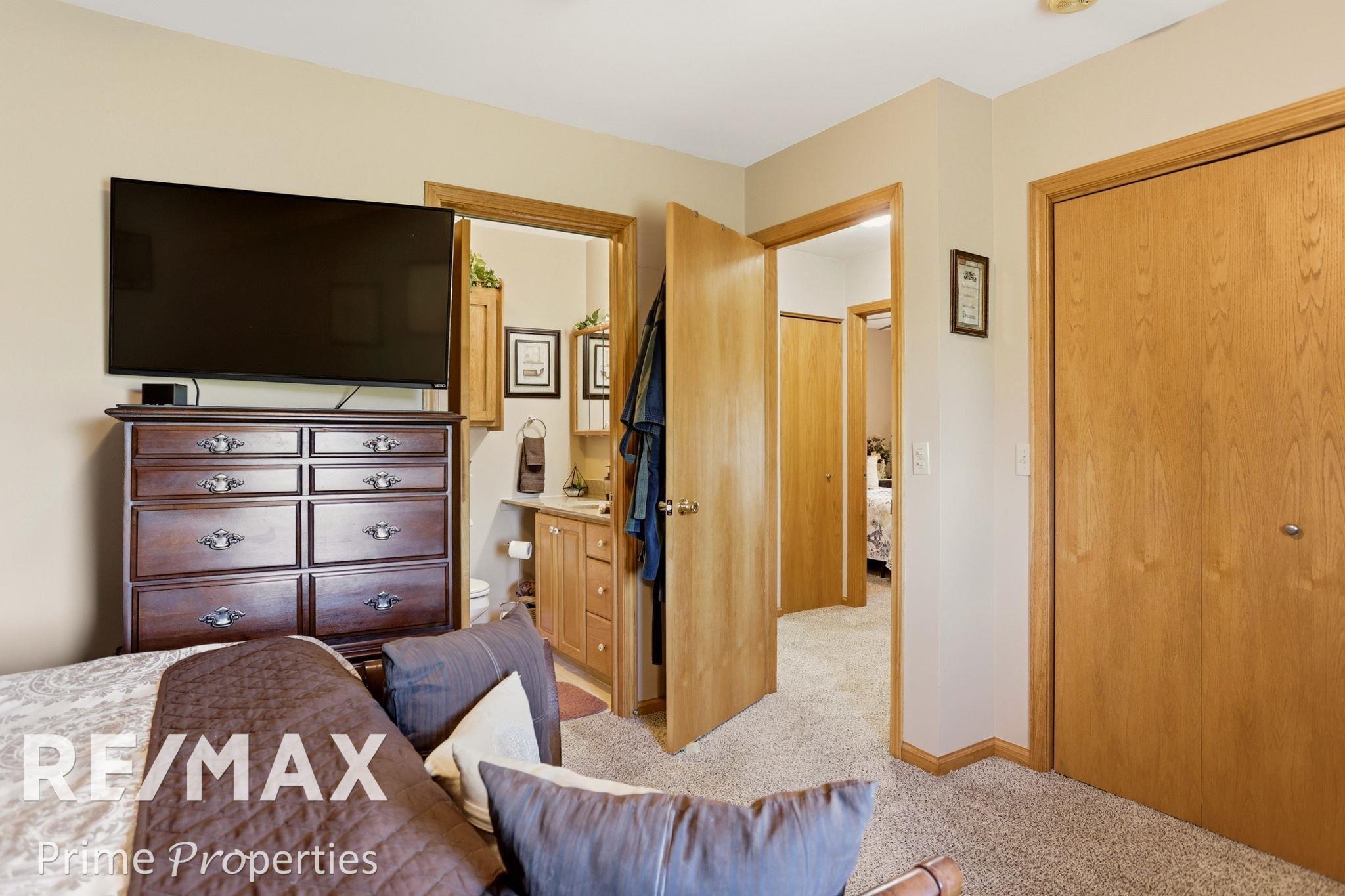 872 Huron Crest Drive Property Photo 29