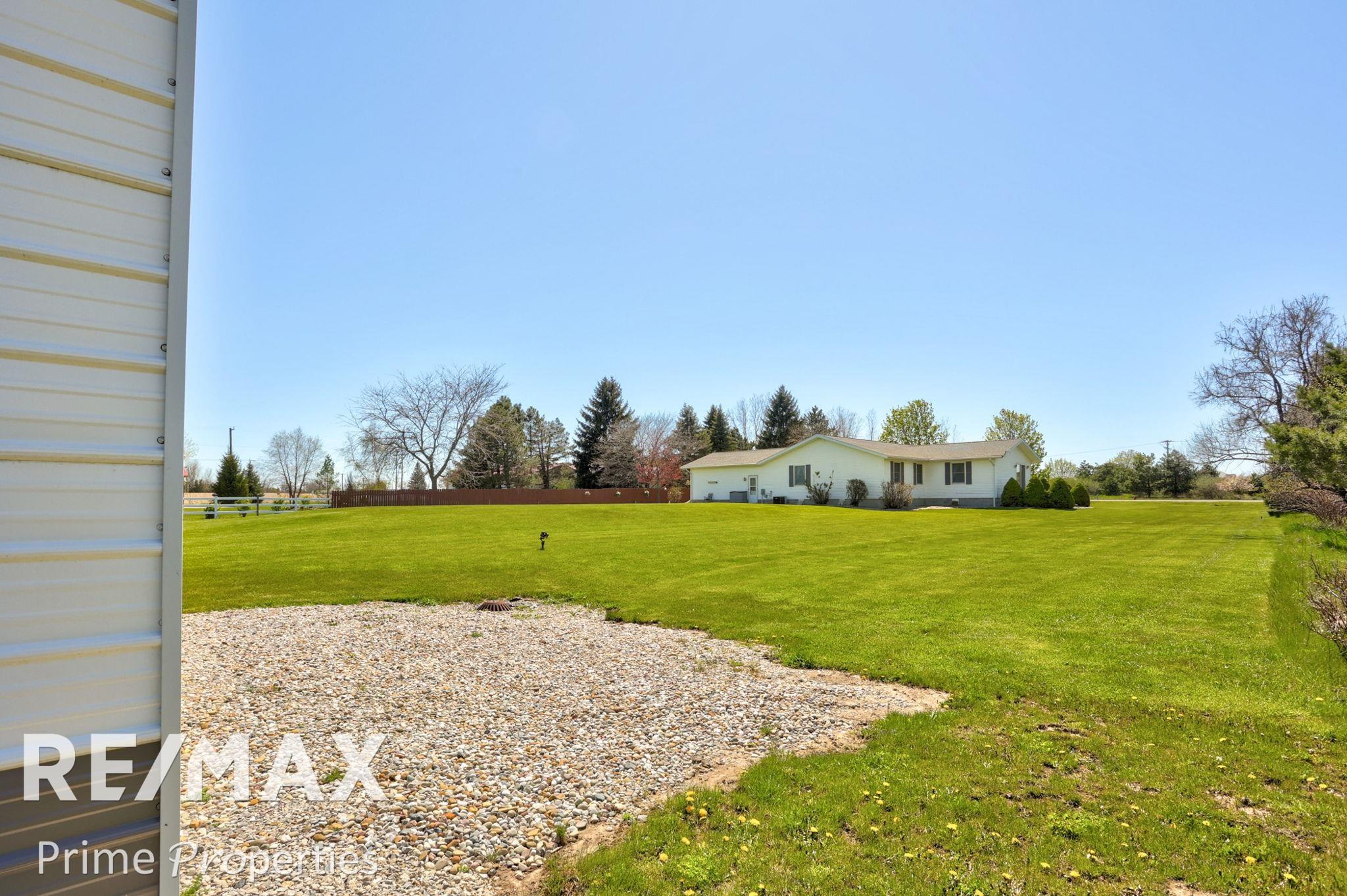 872 Huron Crest Drive Property Photo 43