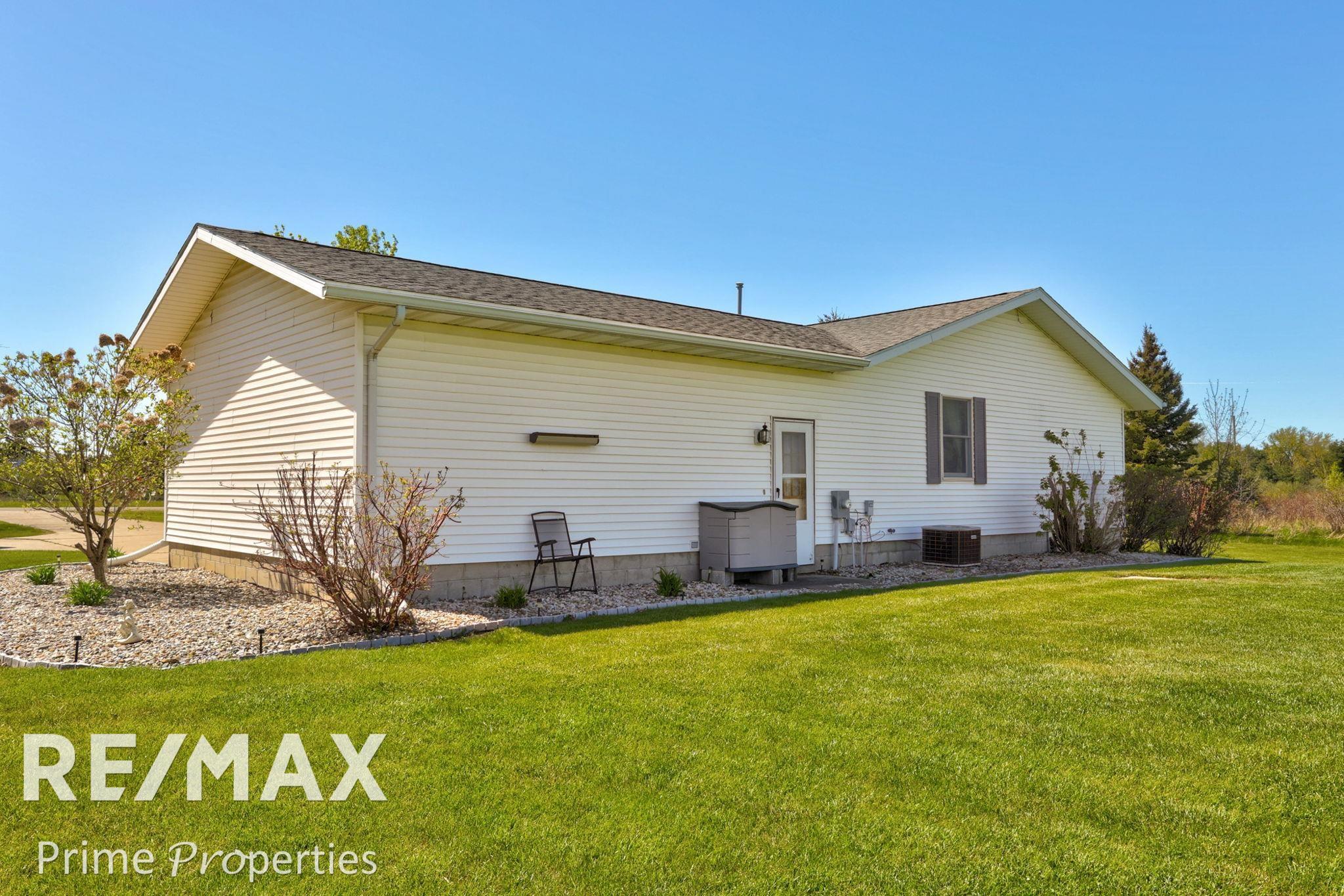 872 Huron Crest Drive Property Photo 45