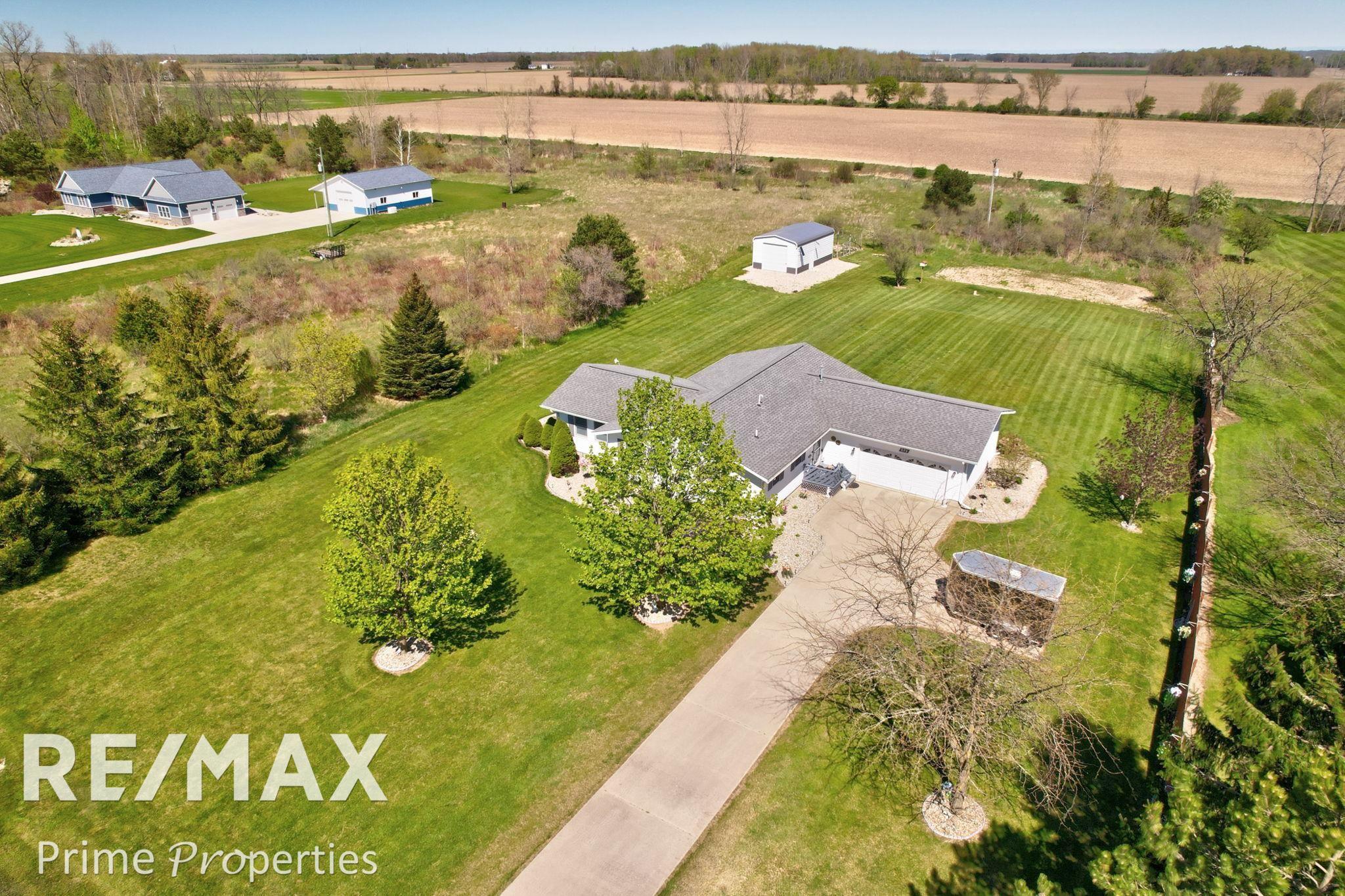 872 Huron Crest Drive Property Photo 47