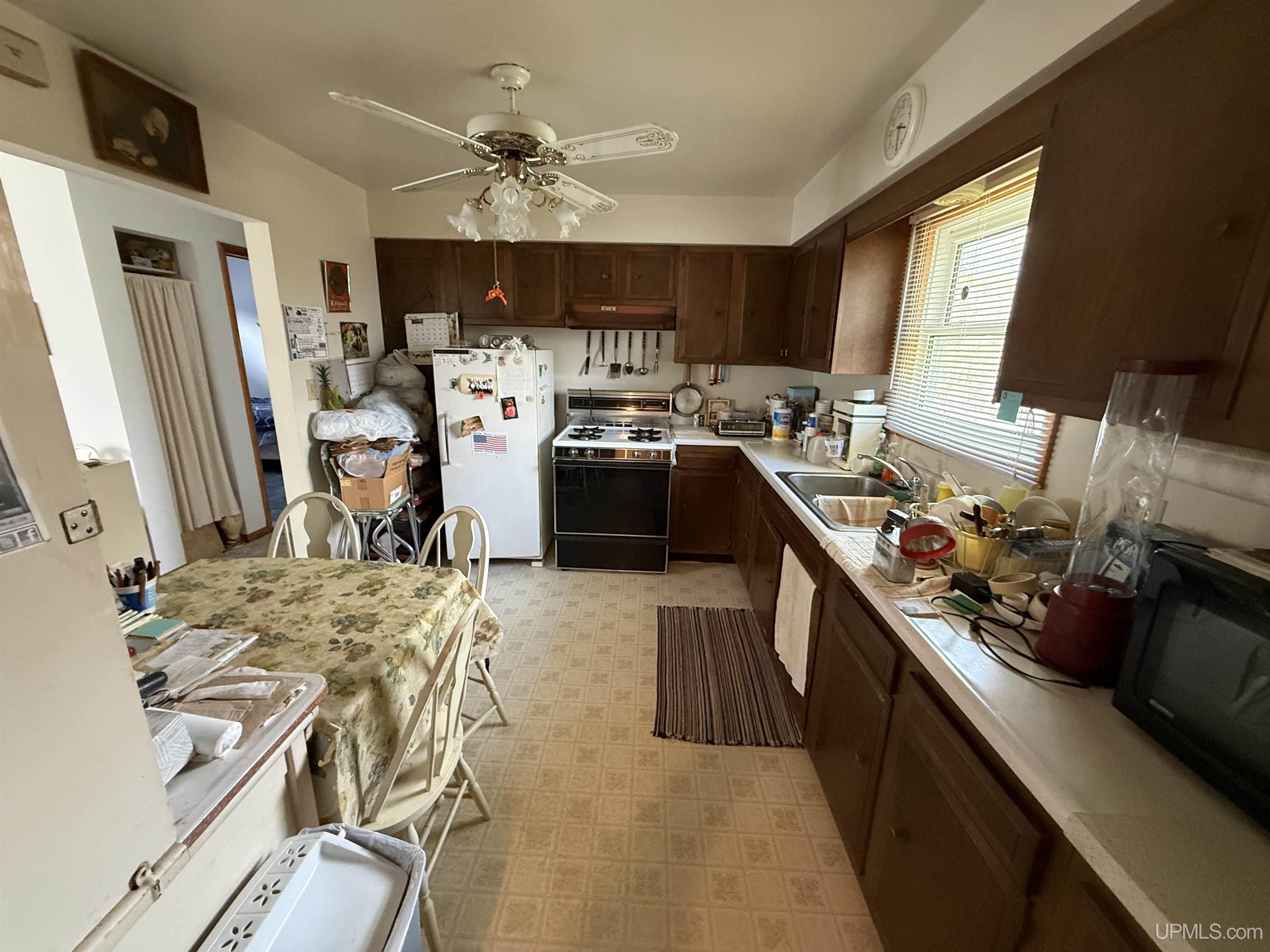 42976 Willson Memorial Drive Property Photo 8
