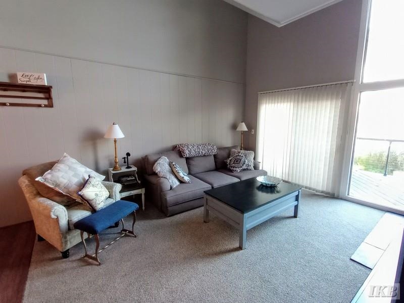 2119 Middle Haven Drive Property Photo 11