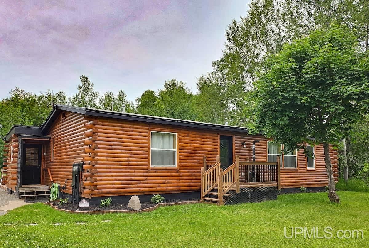 N5245 M94 Road Property Photo 1