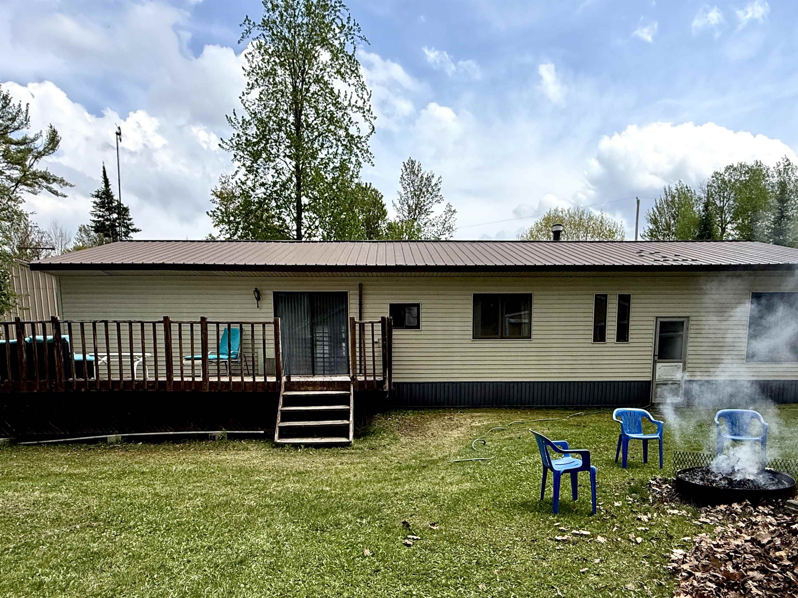 4175 Cherokee Street Property Photo 5