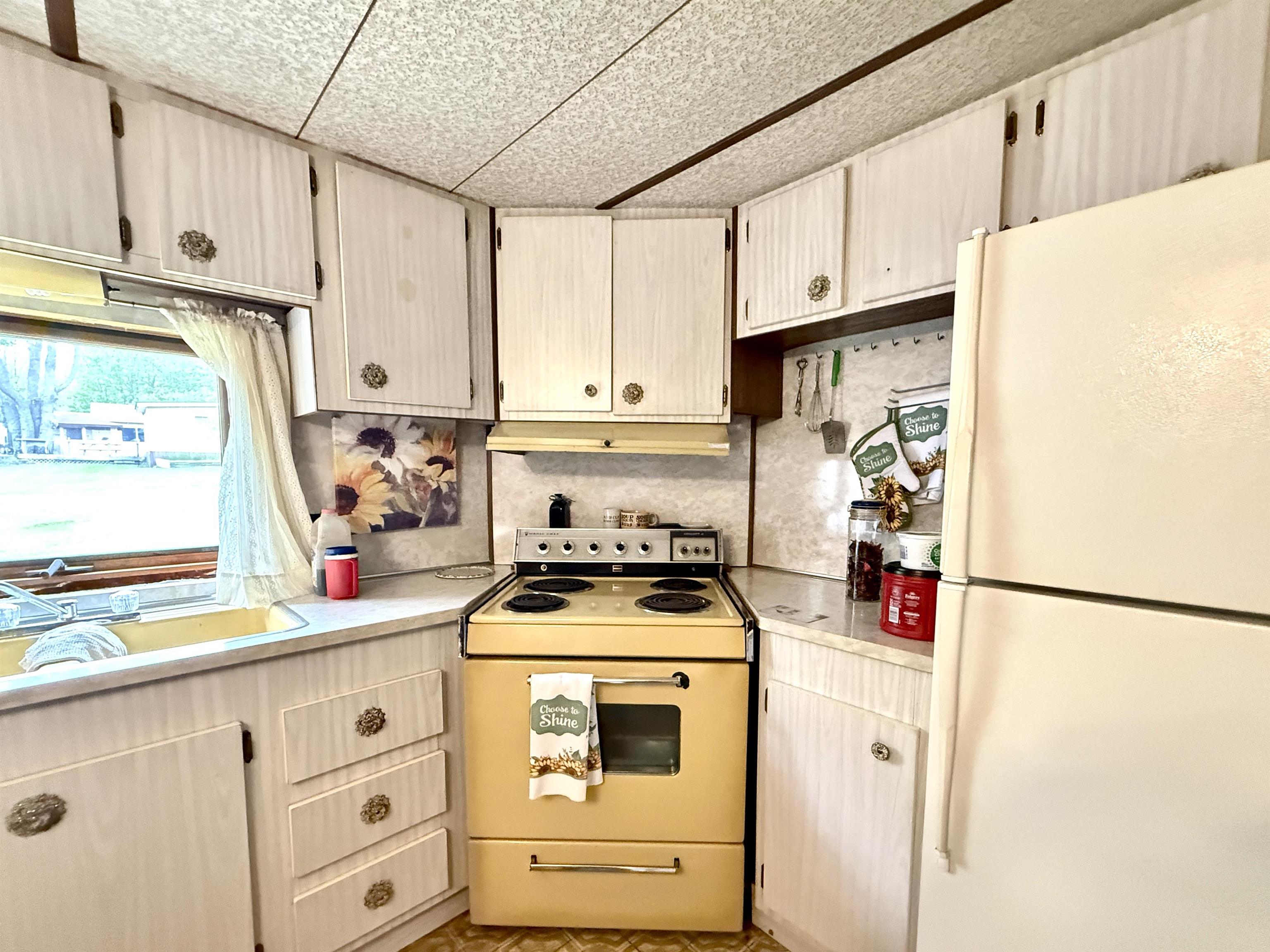 4175 Cherokee Street Property Photo 13