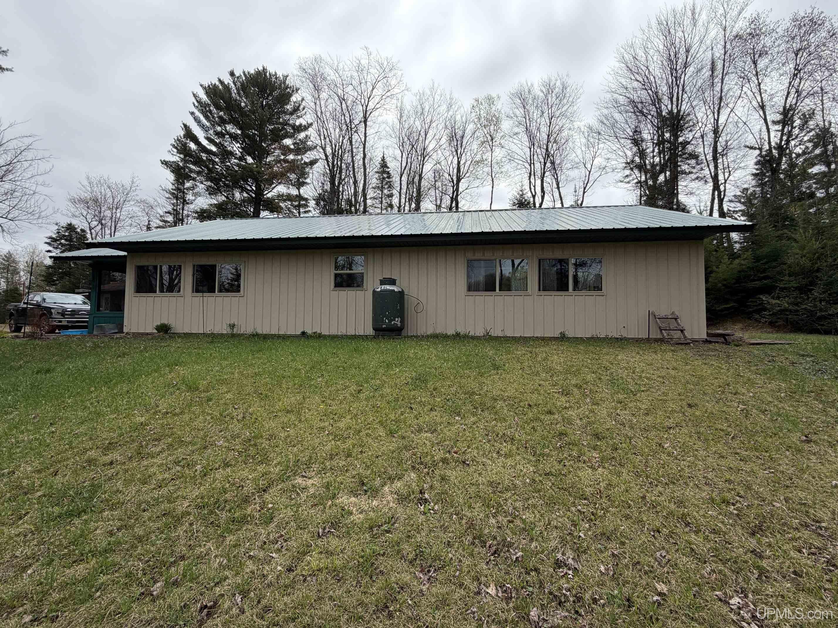 6803 Willet Lane Property Photo 6