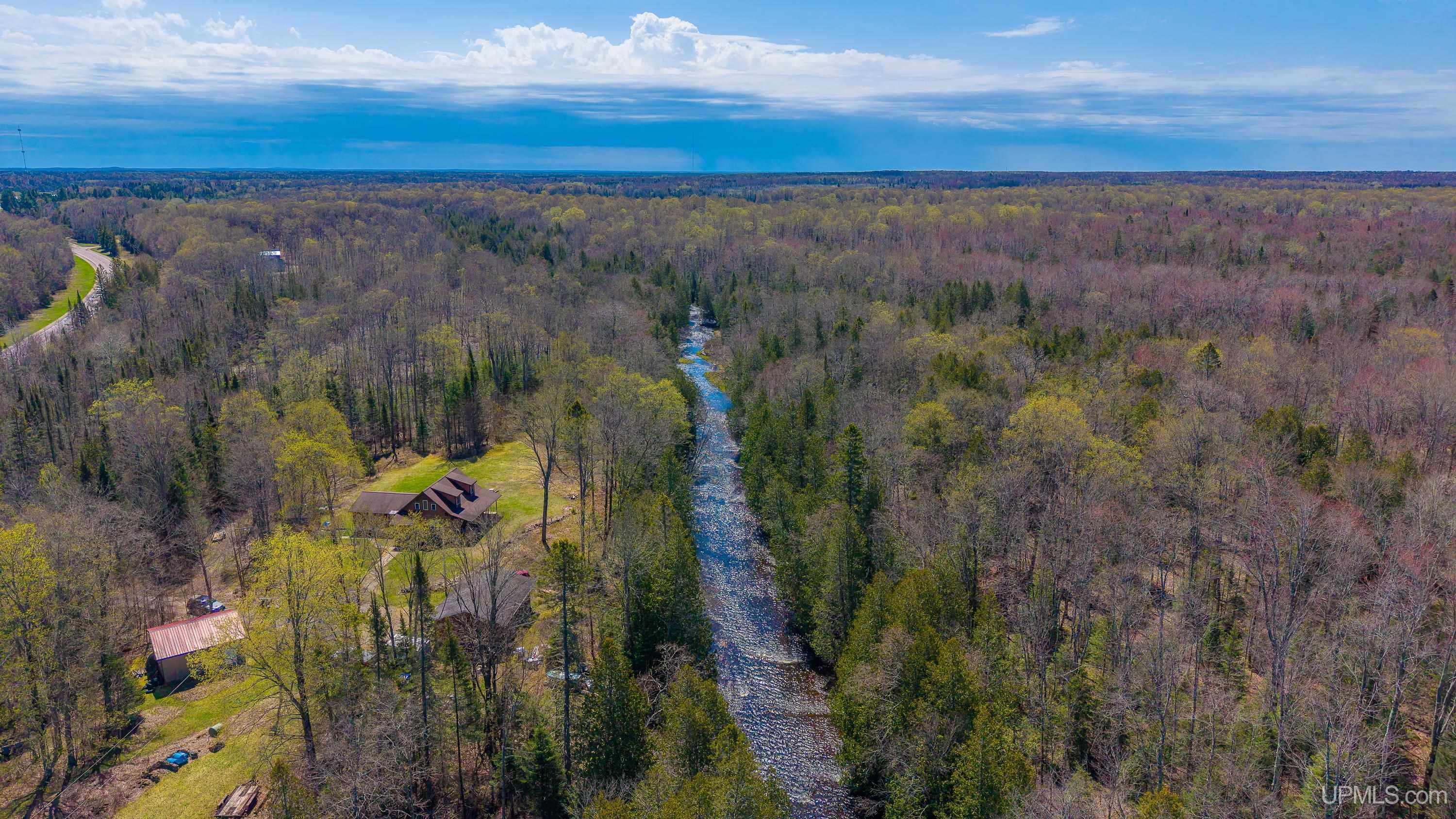 N1277 Us 41 Highway Property Photo 4