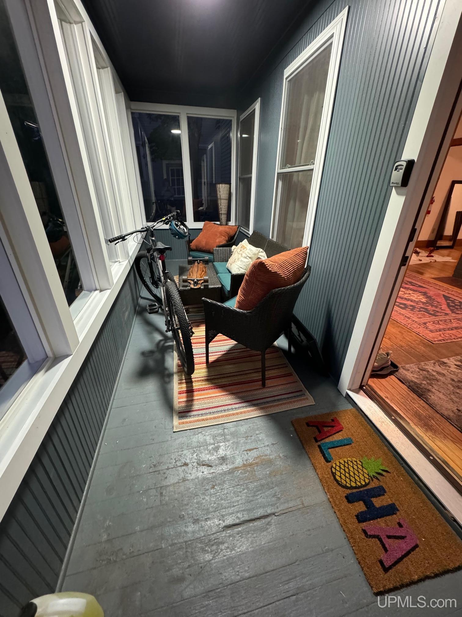 305 Bridge Street Property Photo 7
