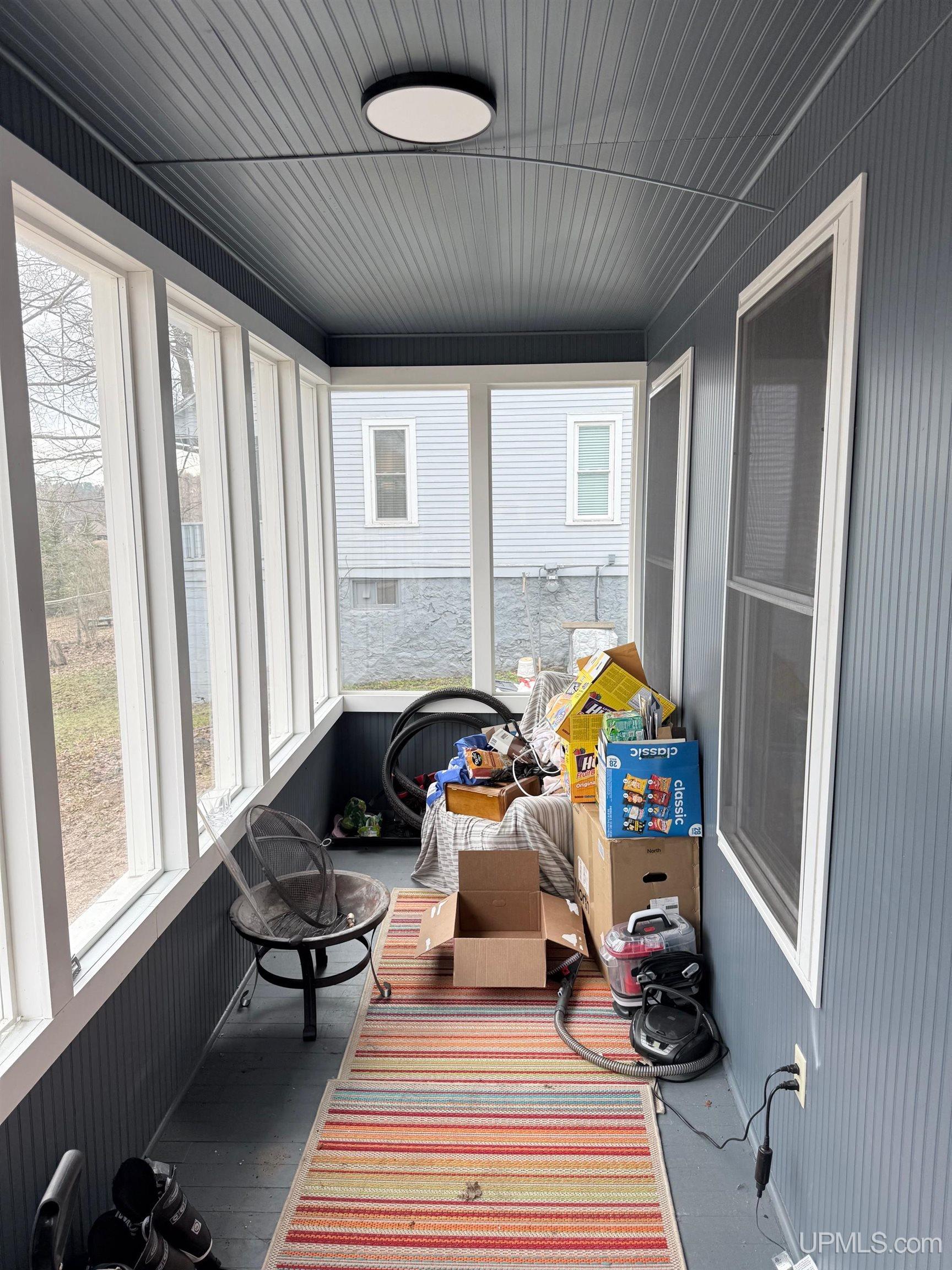 305 Bridge Street Property Photo 52